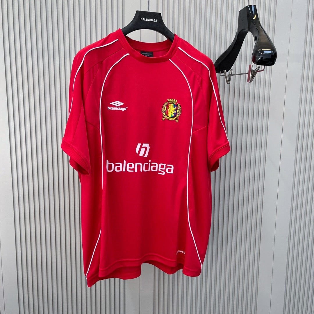 Black and Red T-shirt - FashionHype.xyz