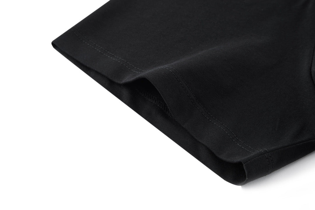 Black and  White T-shirt - FashionHype.xyz