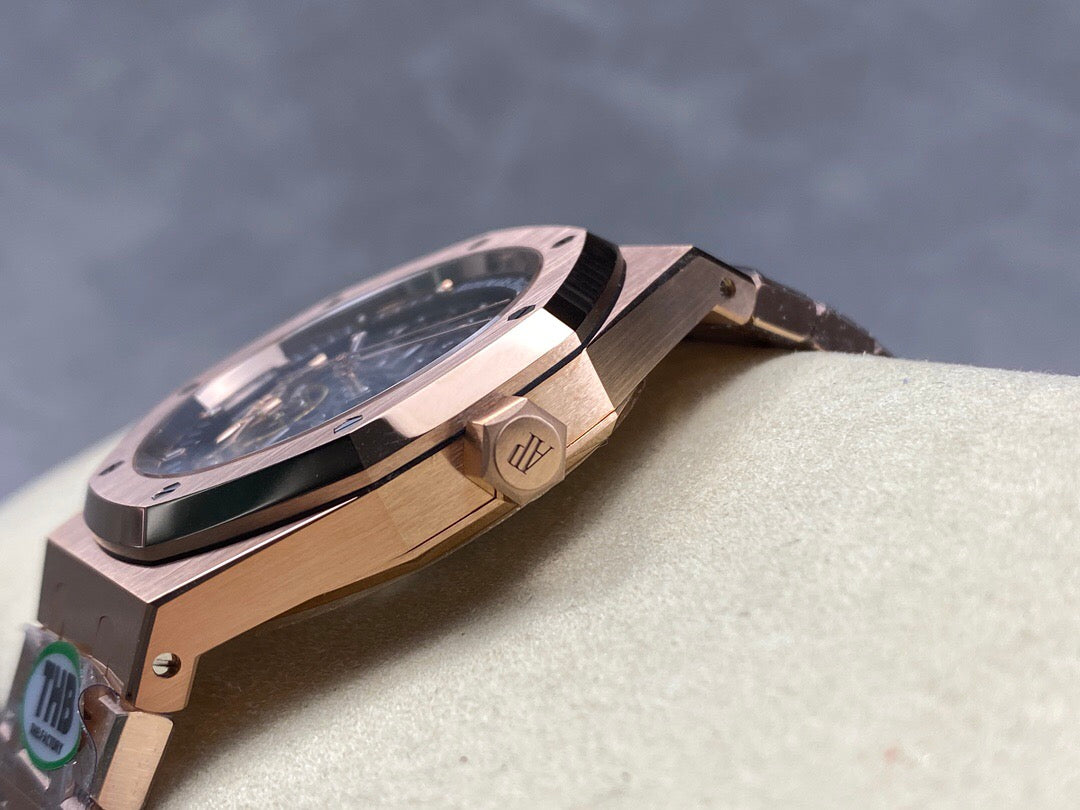 Goldfarbene Uhr