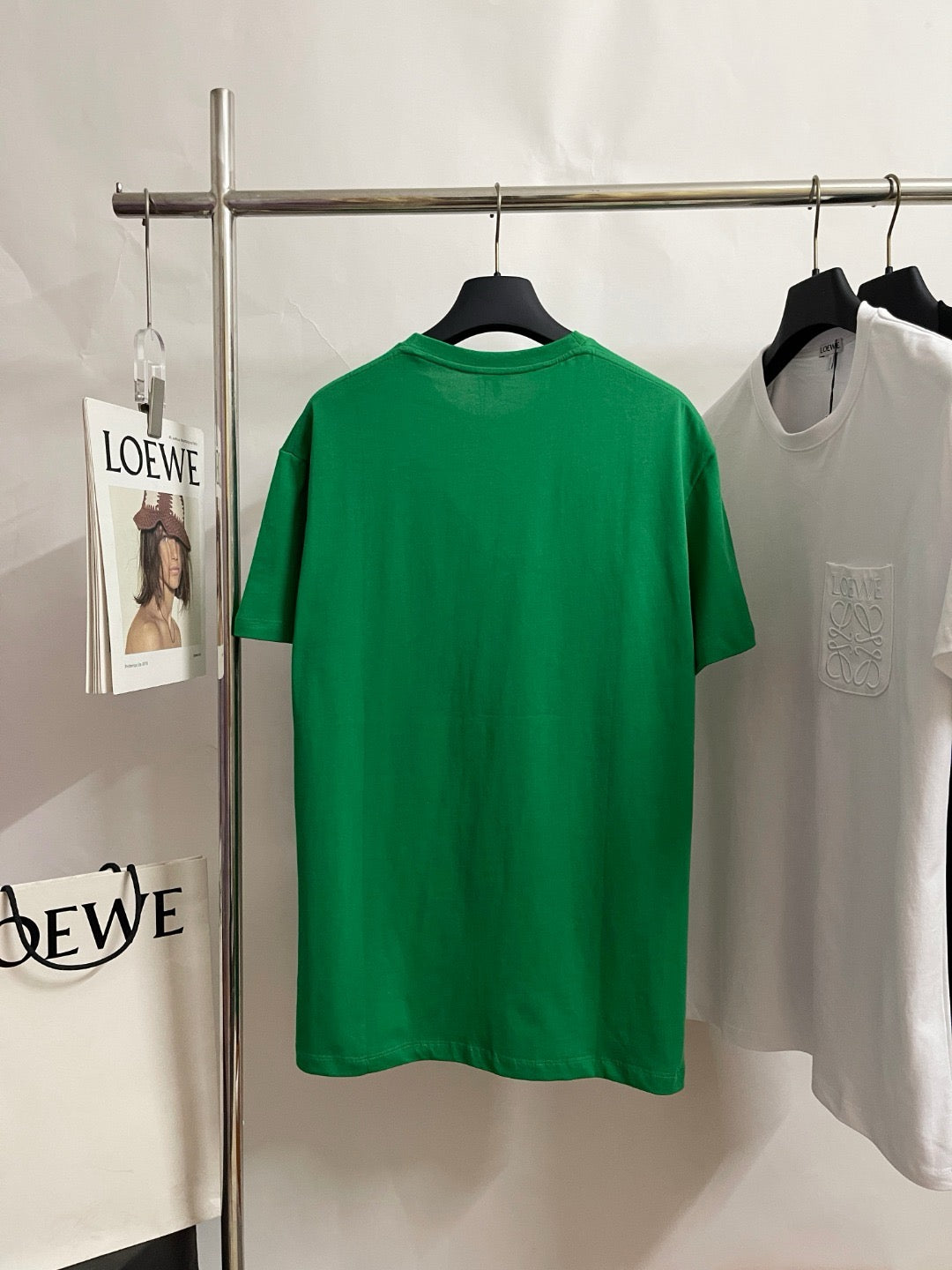 White, Black and Green T-shirt - FashionHype.xyz