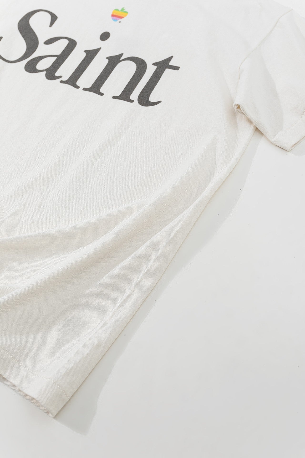 White T-shirt - FashionHype.xyz