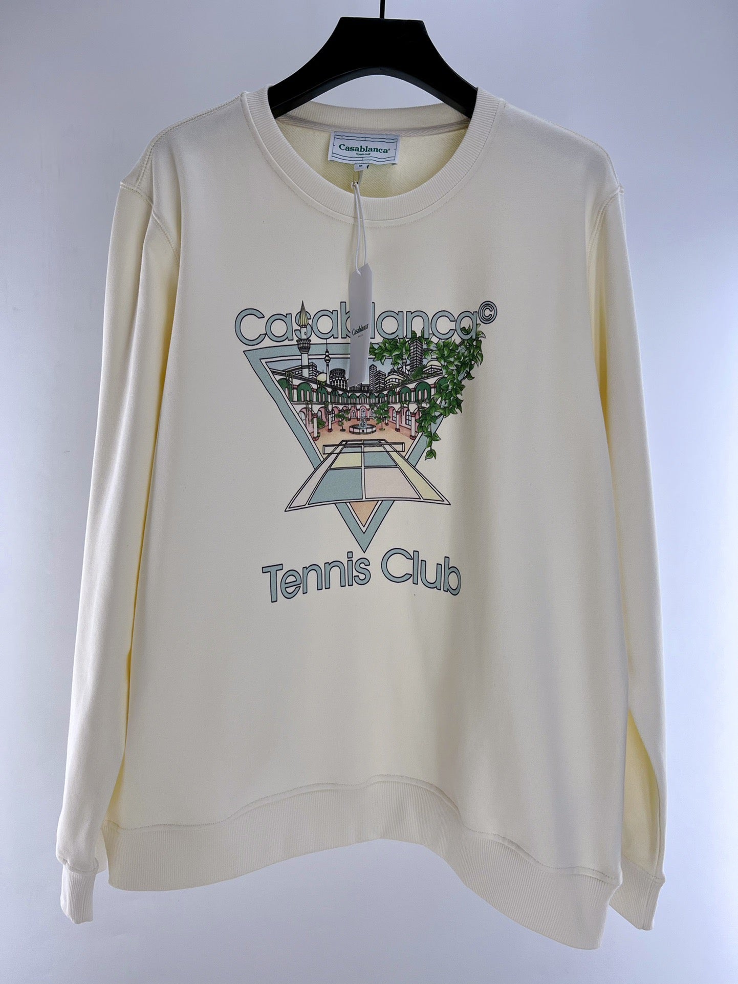 Sudadera en blanco y negro