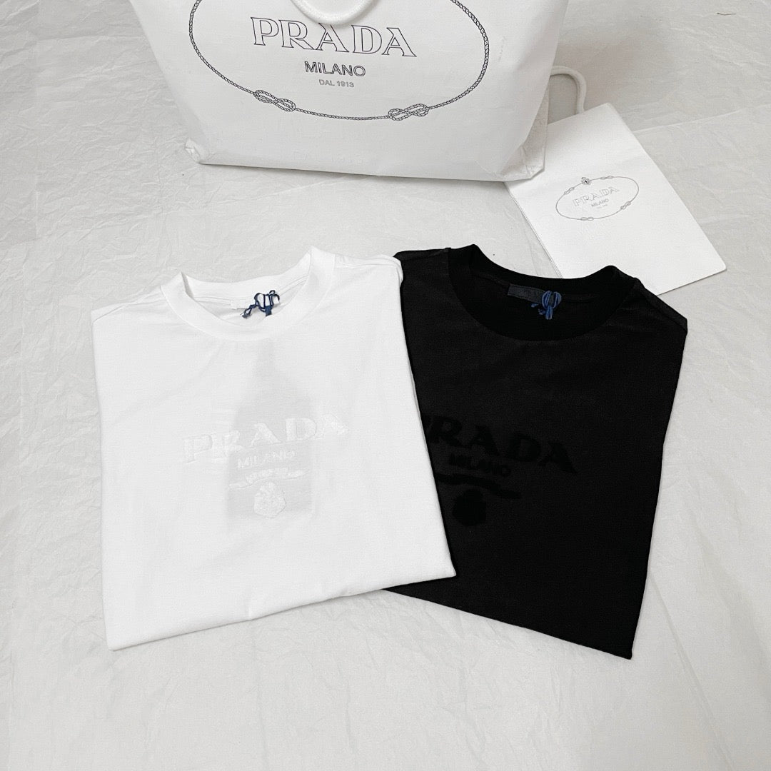 Grey and Black T-shirt - FashionHype.xyz