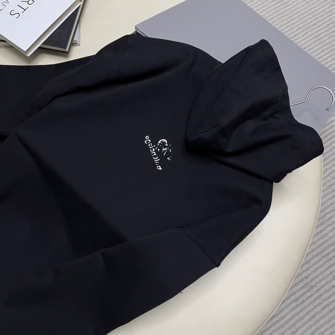 Schwarzer Hoodie