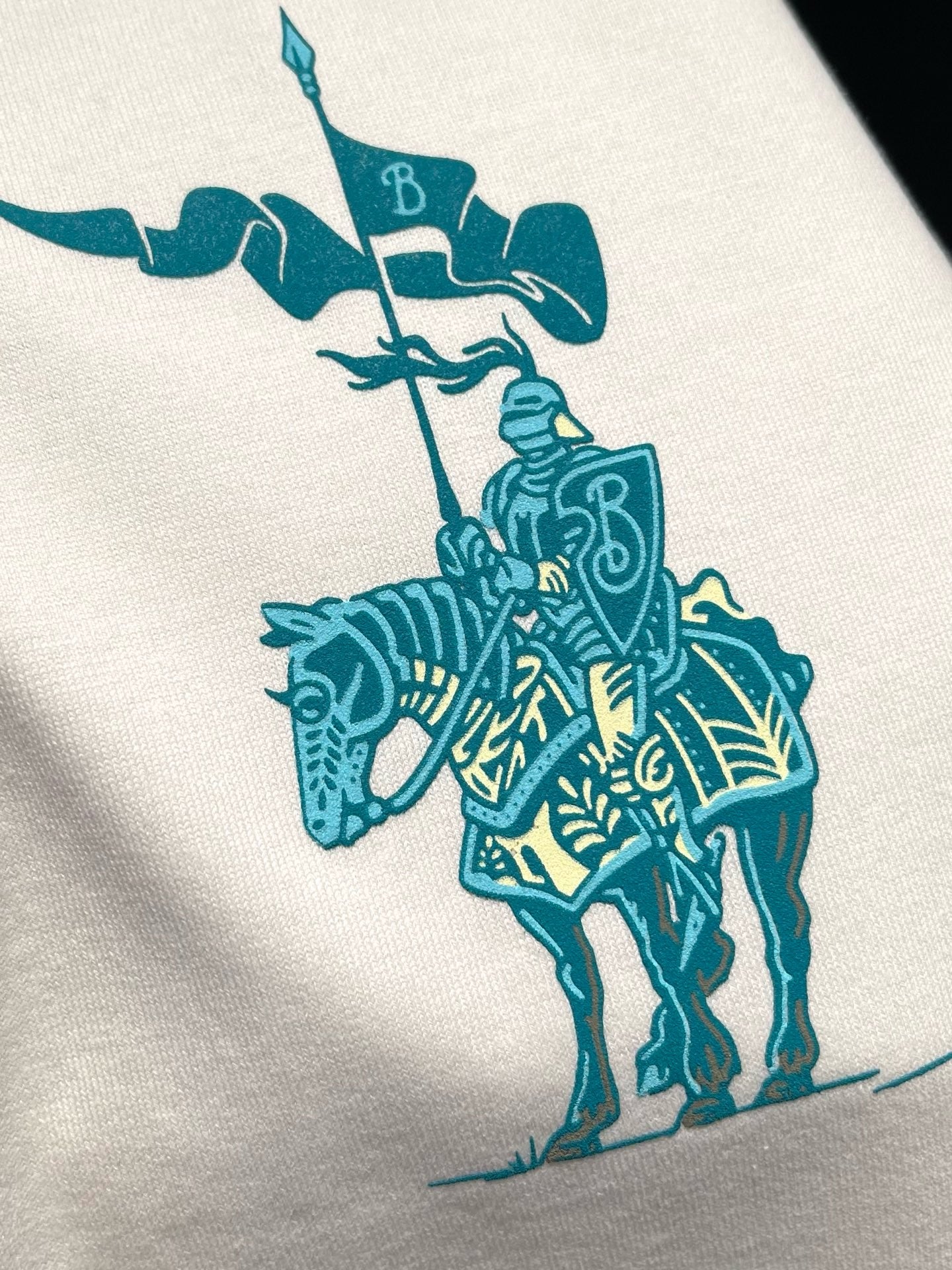 Mehrfarbiges T-Shirt