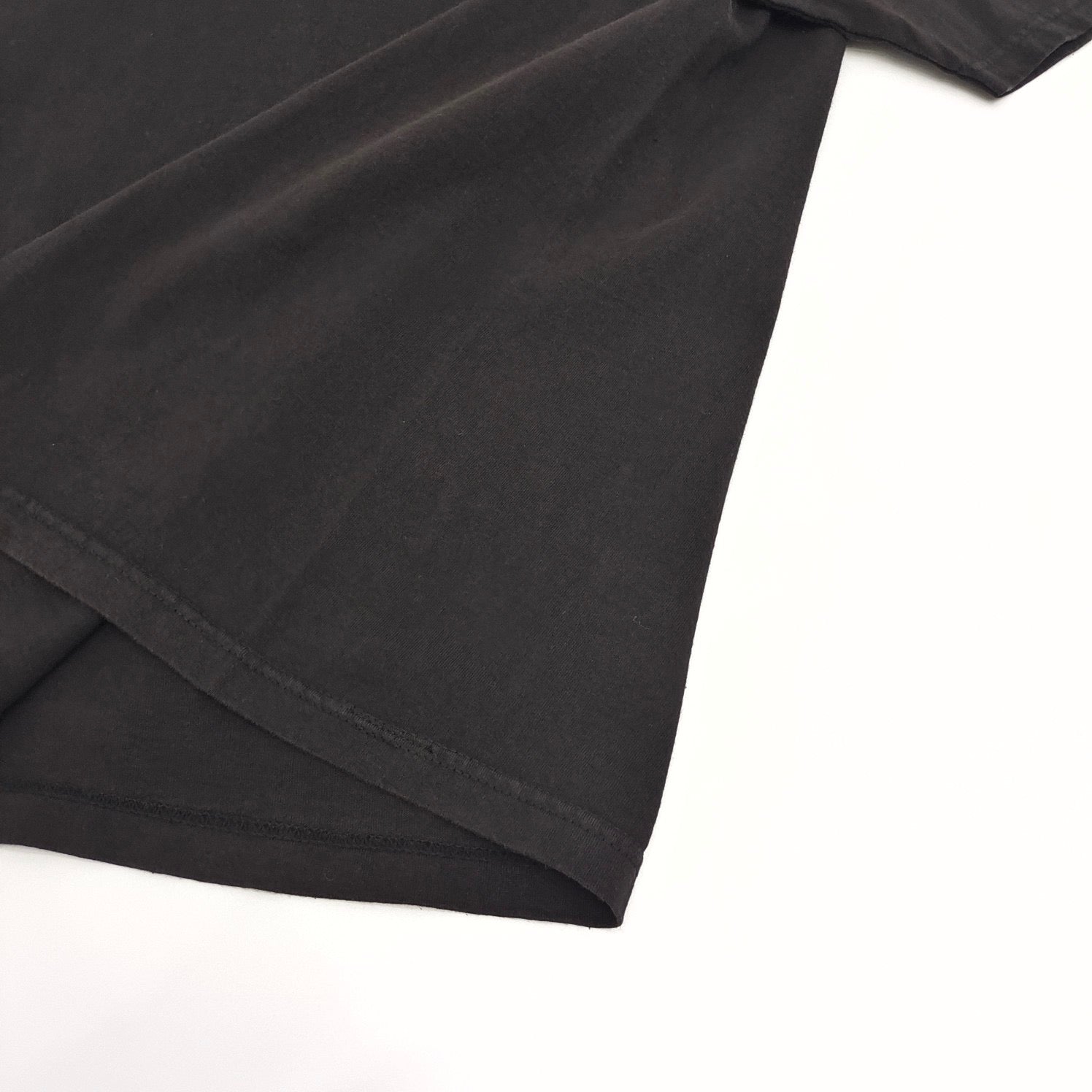 Black T-shirt - FashionHype.xyz