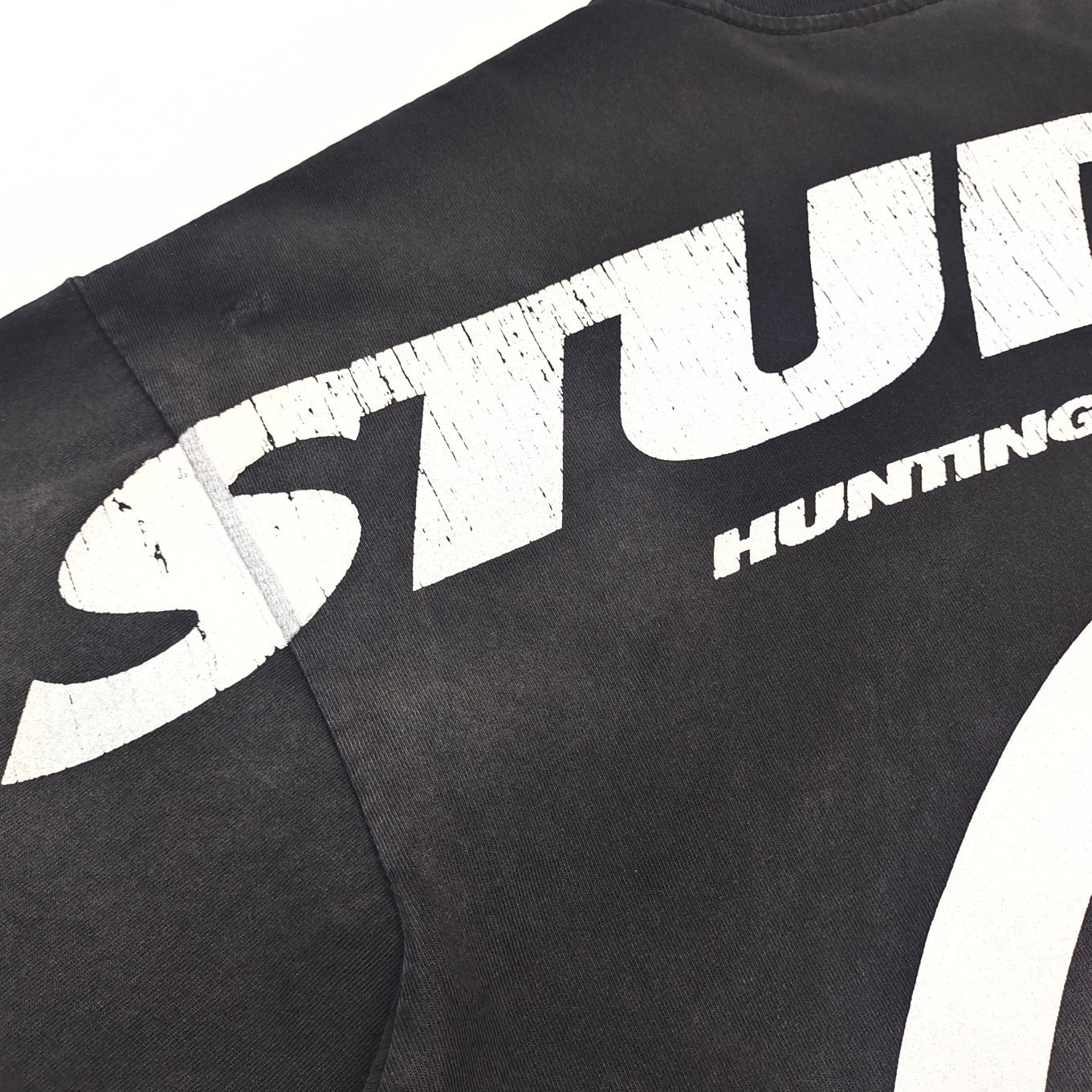 Schwarzes T-Shirt