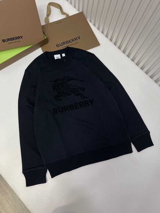 Schwarz-weißes Sweatshirt