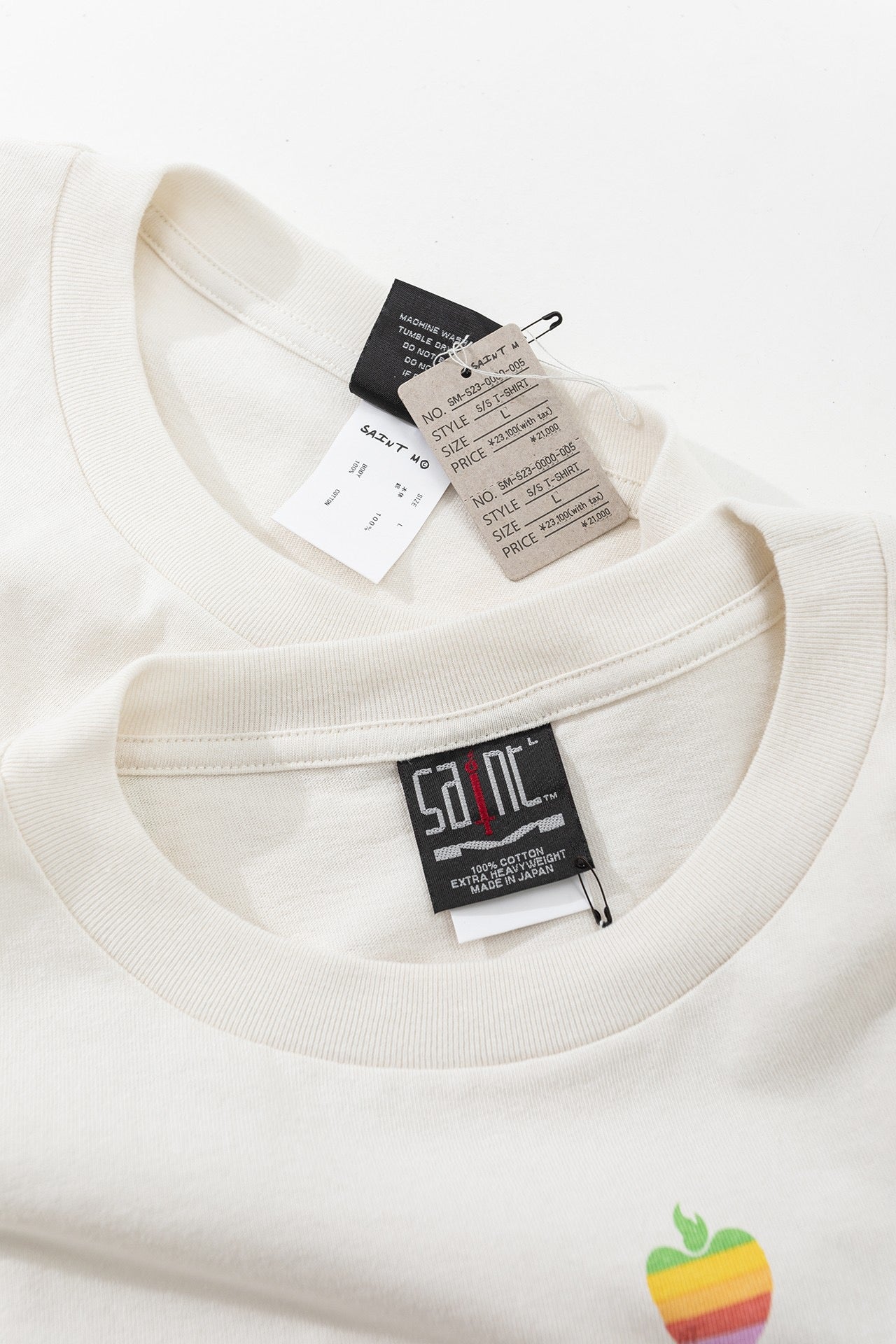 White T-shirt - FashionHype.xyz