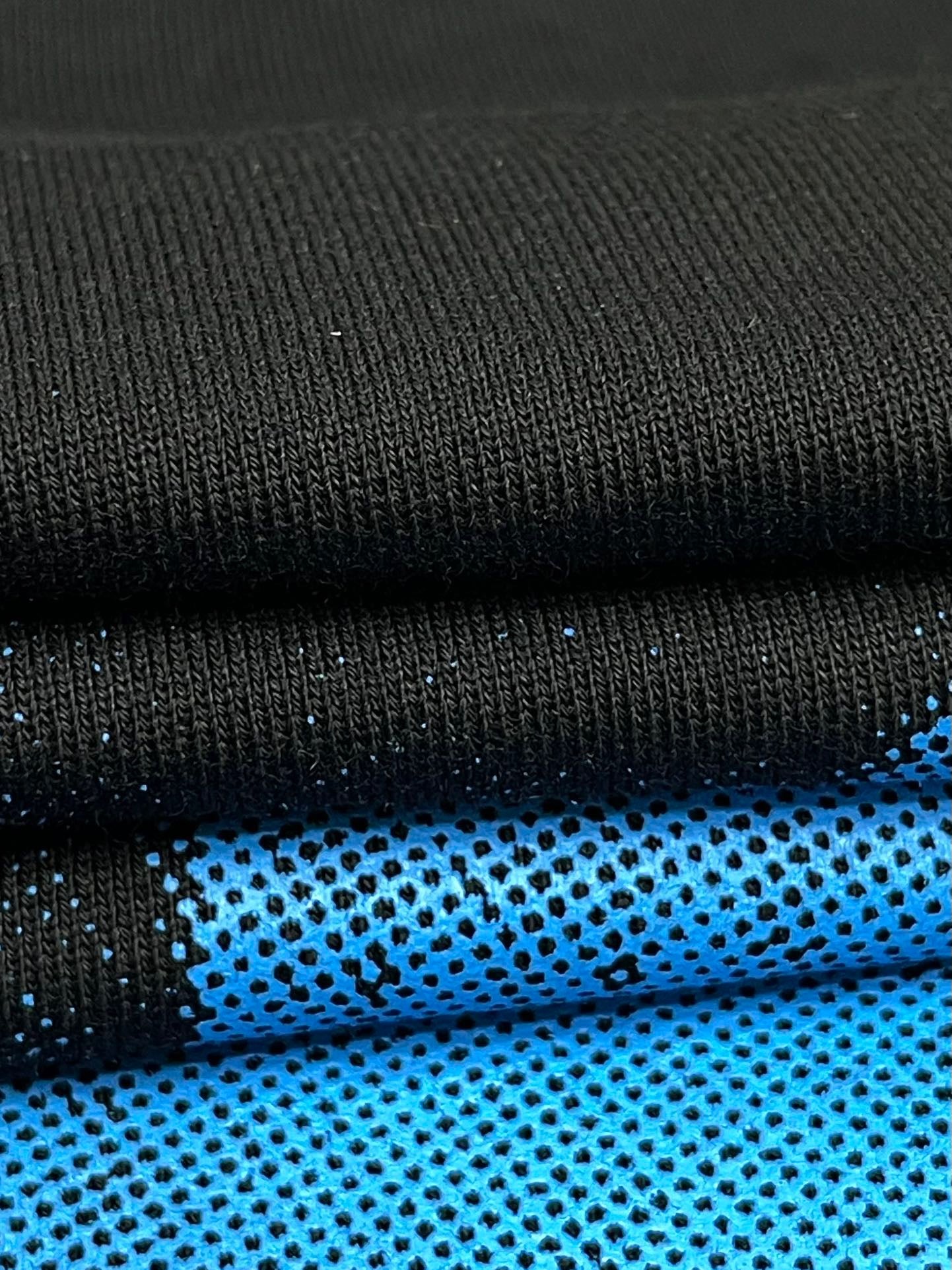 Black Hoodie - FashionHype.xyz