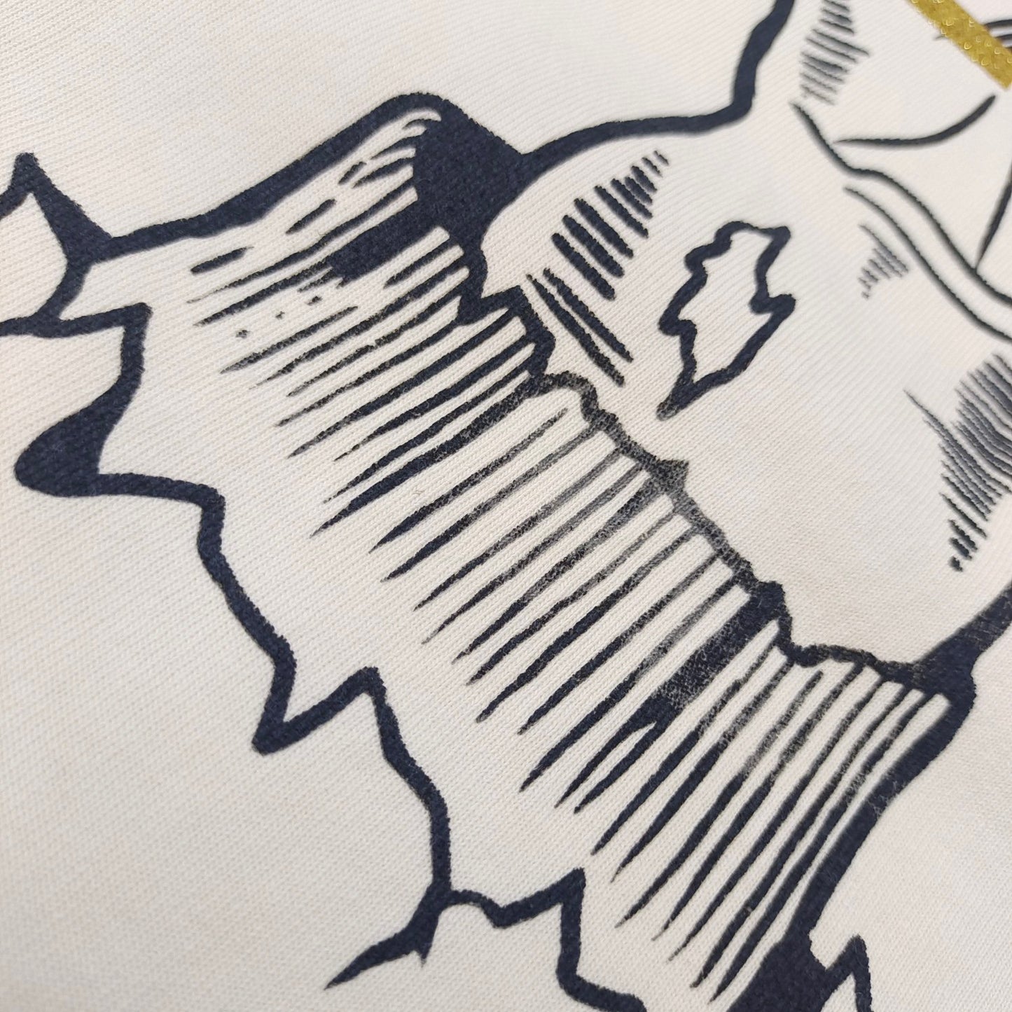 Light pink T-shirt - FashionHype.xyz