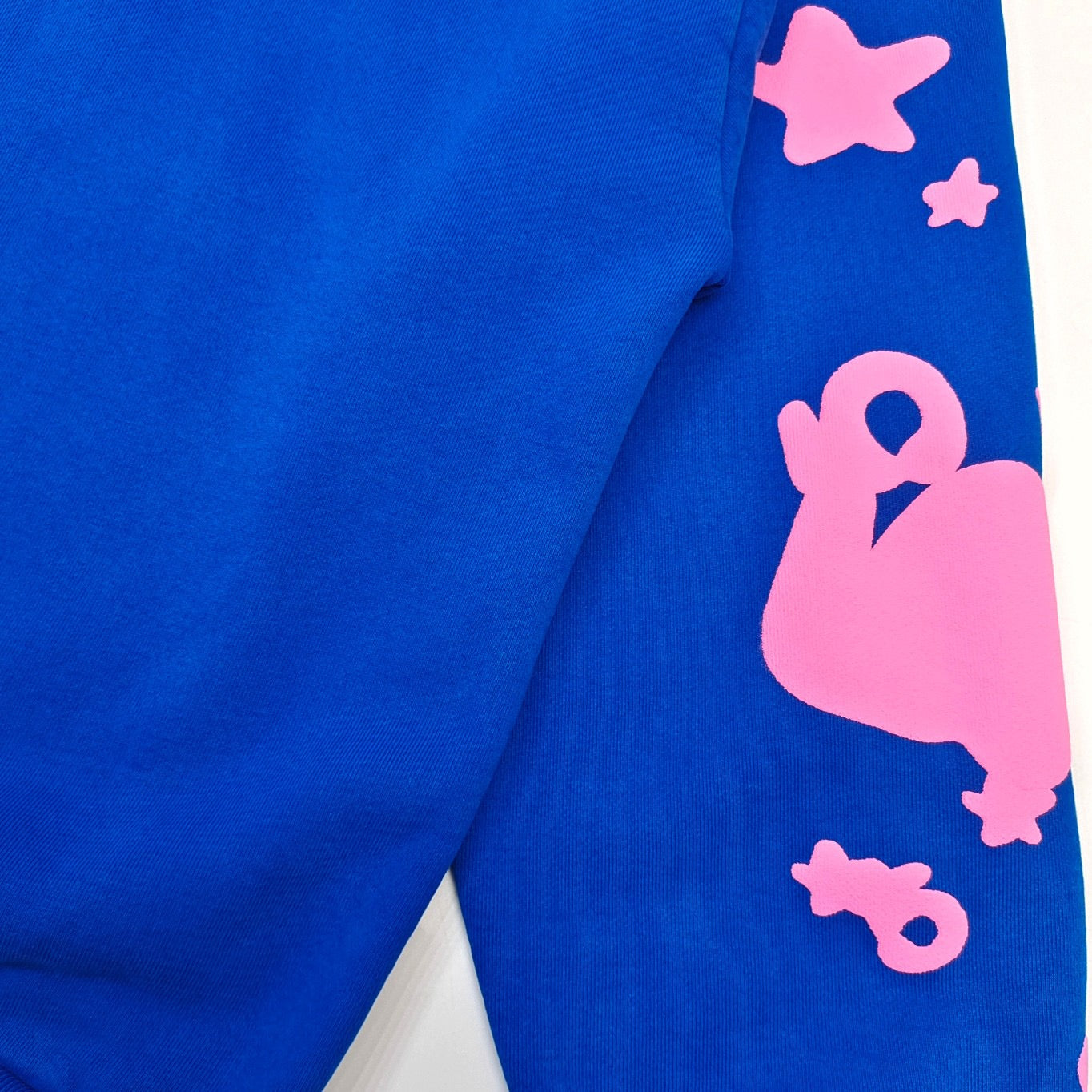 Blauer Hoodie