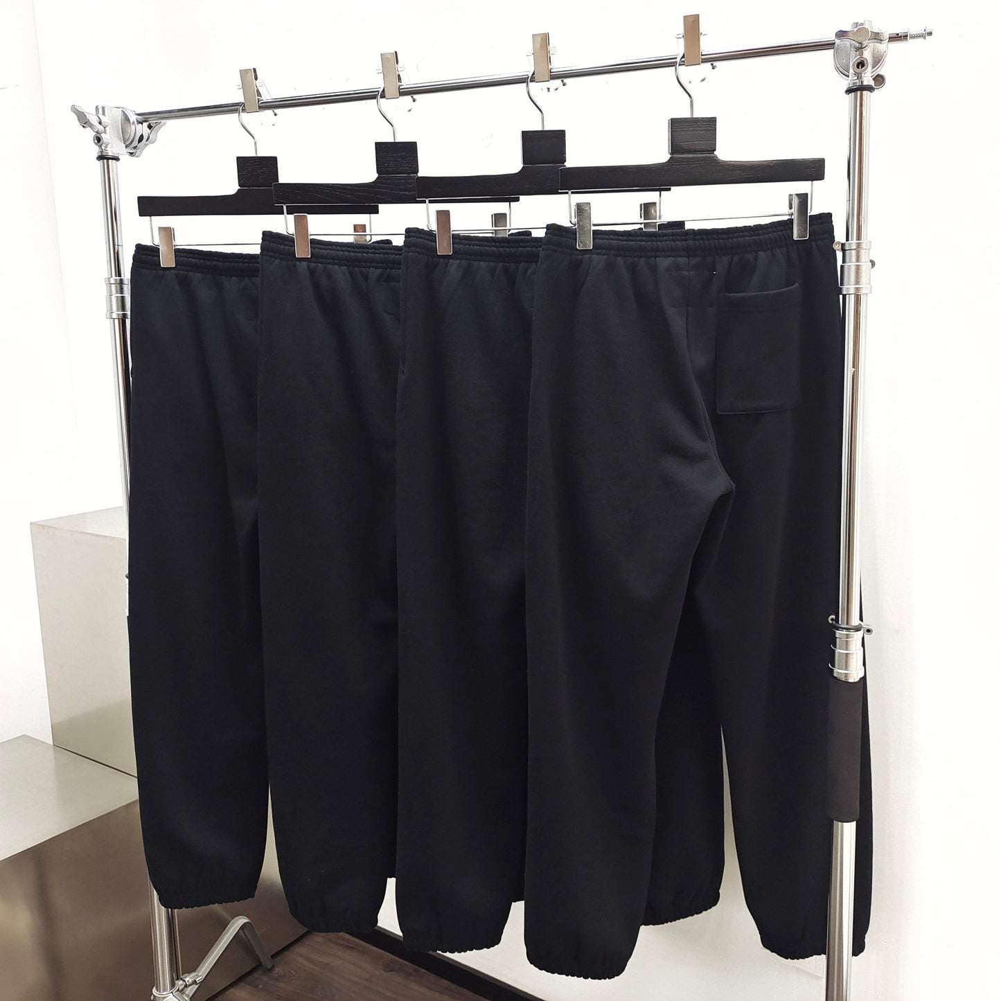 Schwarze Hosen