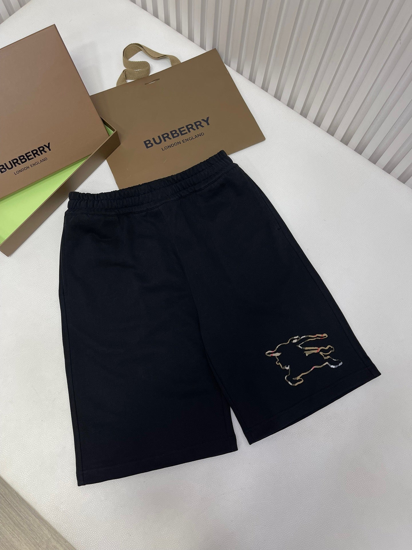 Black Short - FashionHype.xyz