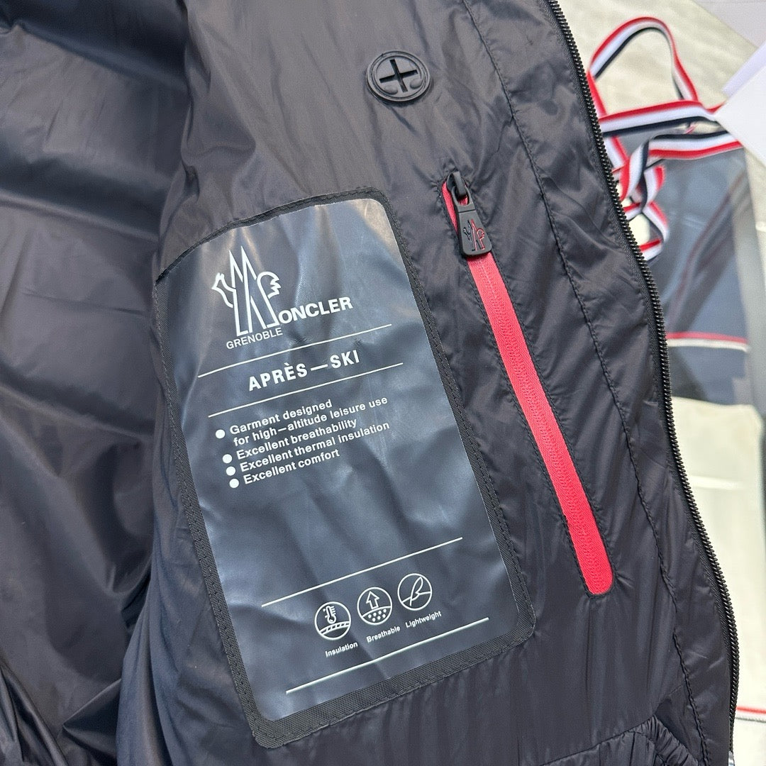 Schwarze Jacke - Größen 4,5