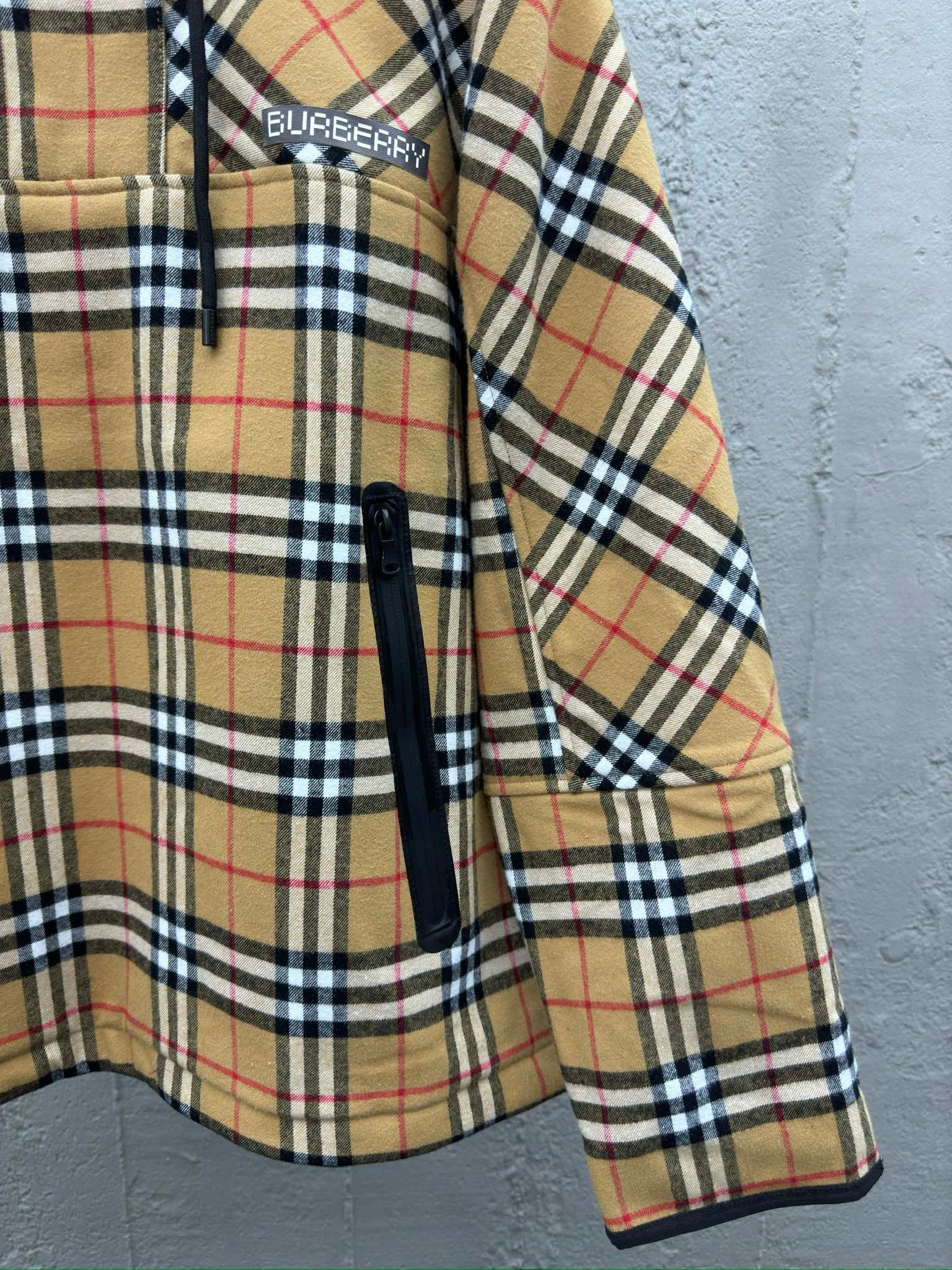 Mehrfarbige Jacke