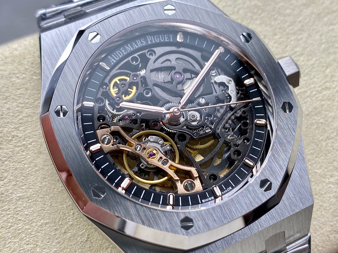 Weiße Uhr