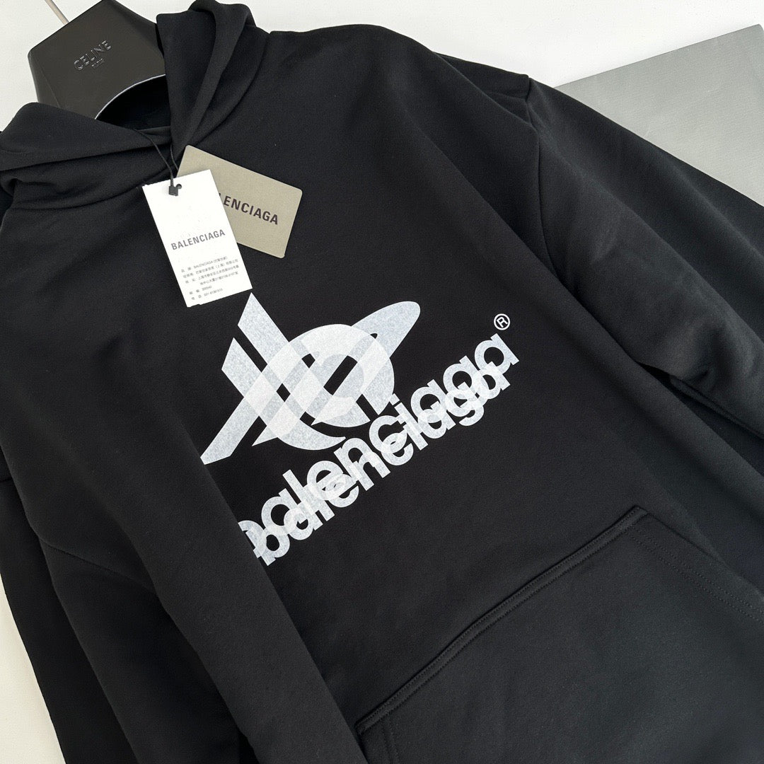 Dunkelblauer Hoodie