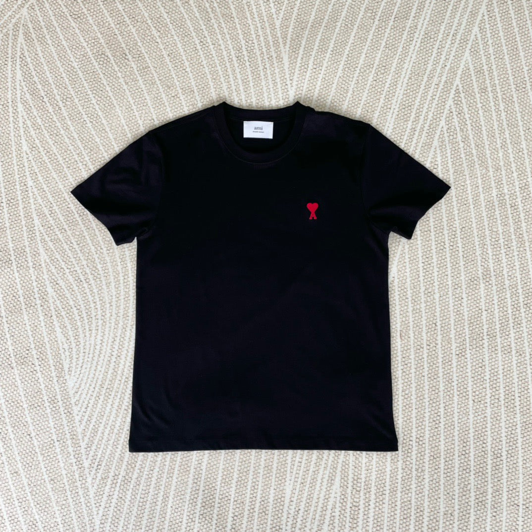 White and Black T-shirt - FashionHype.xyz