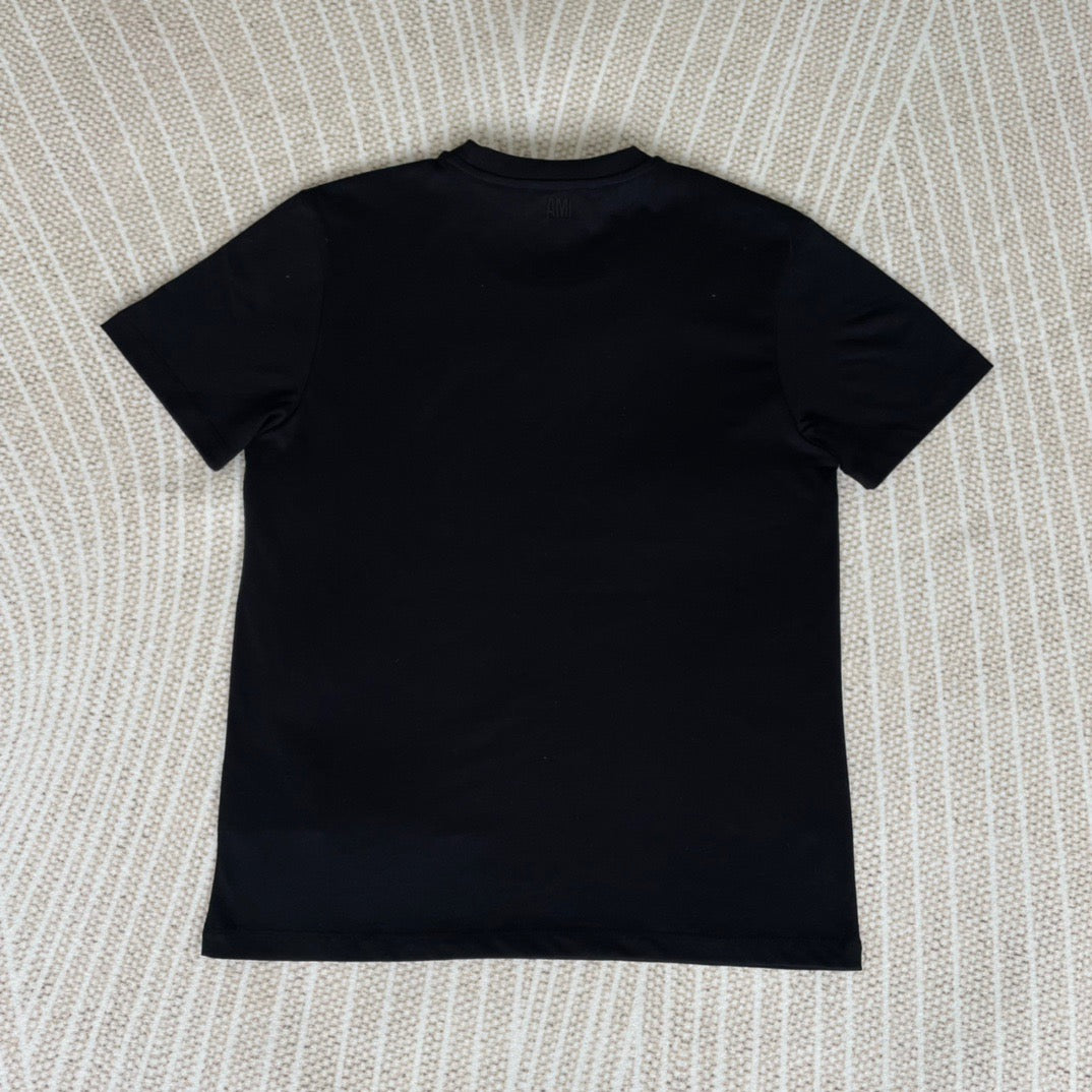White and Black T-shirt - FashionHype.xyz