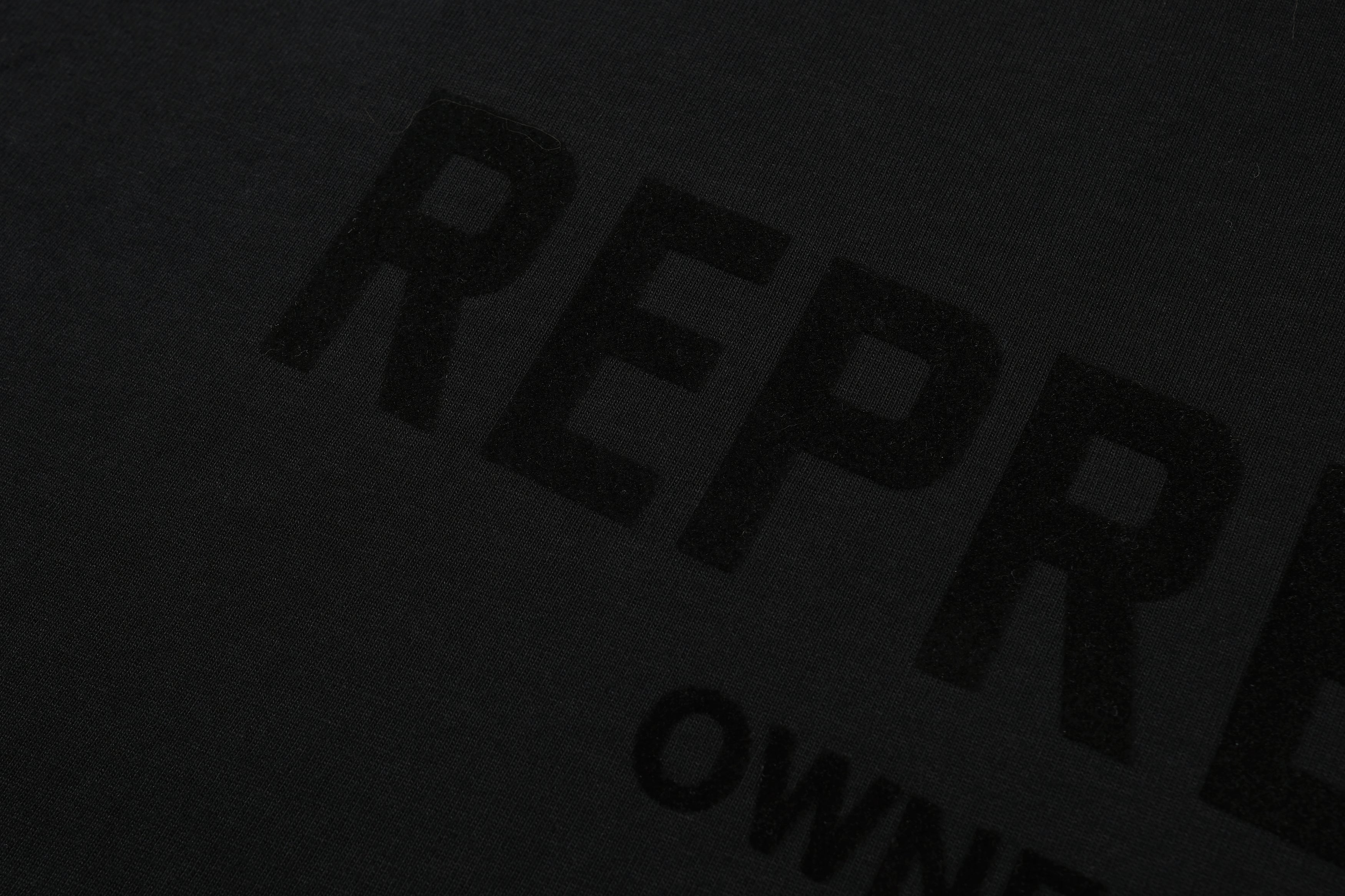 Schwarzes T-Shirt