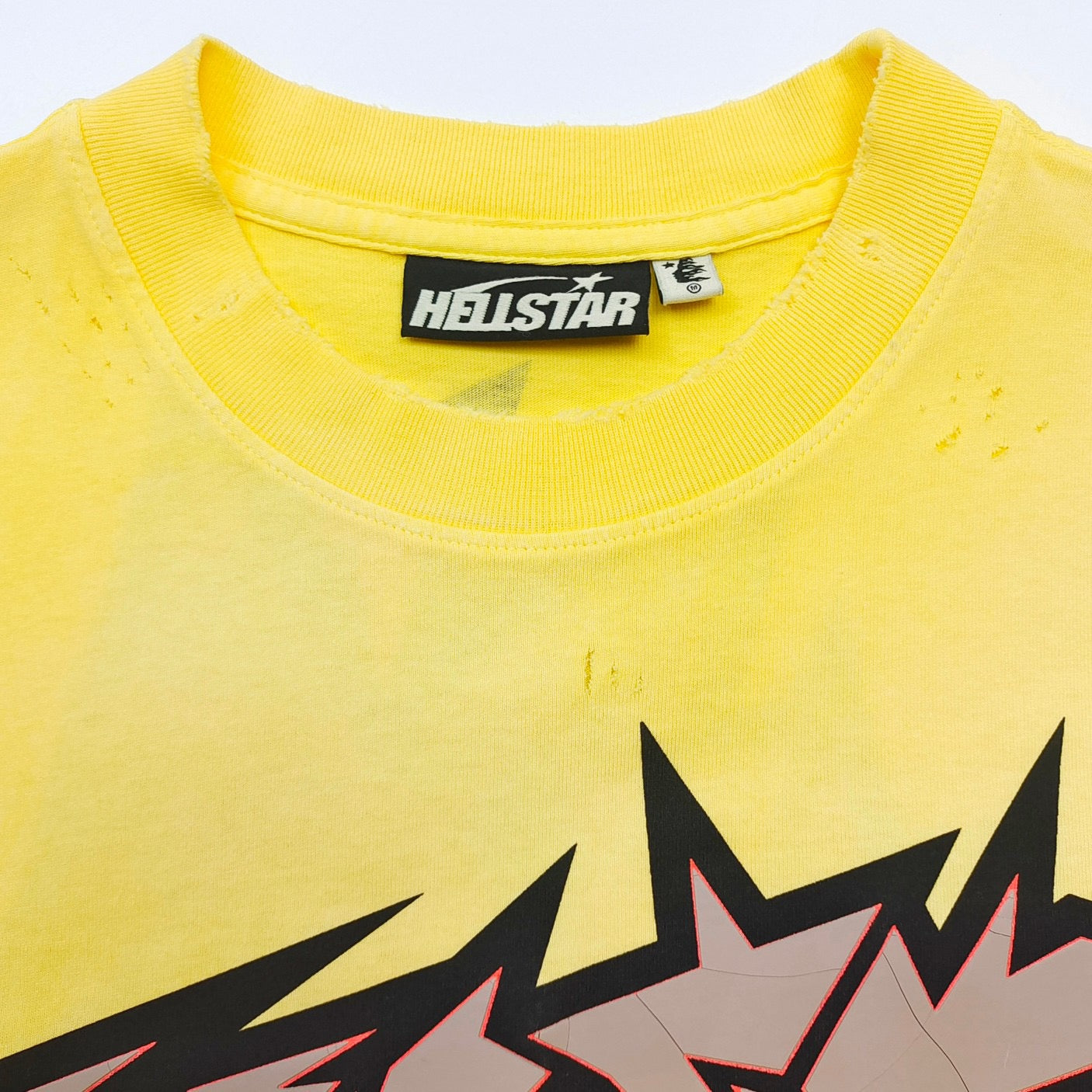 Gelbes T-Shirt