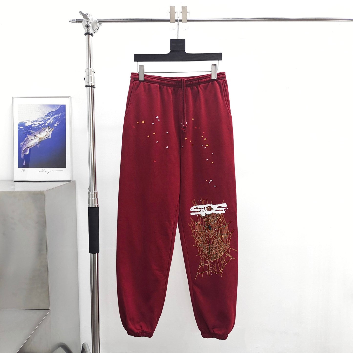 Grüne und rote Hose