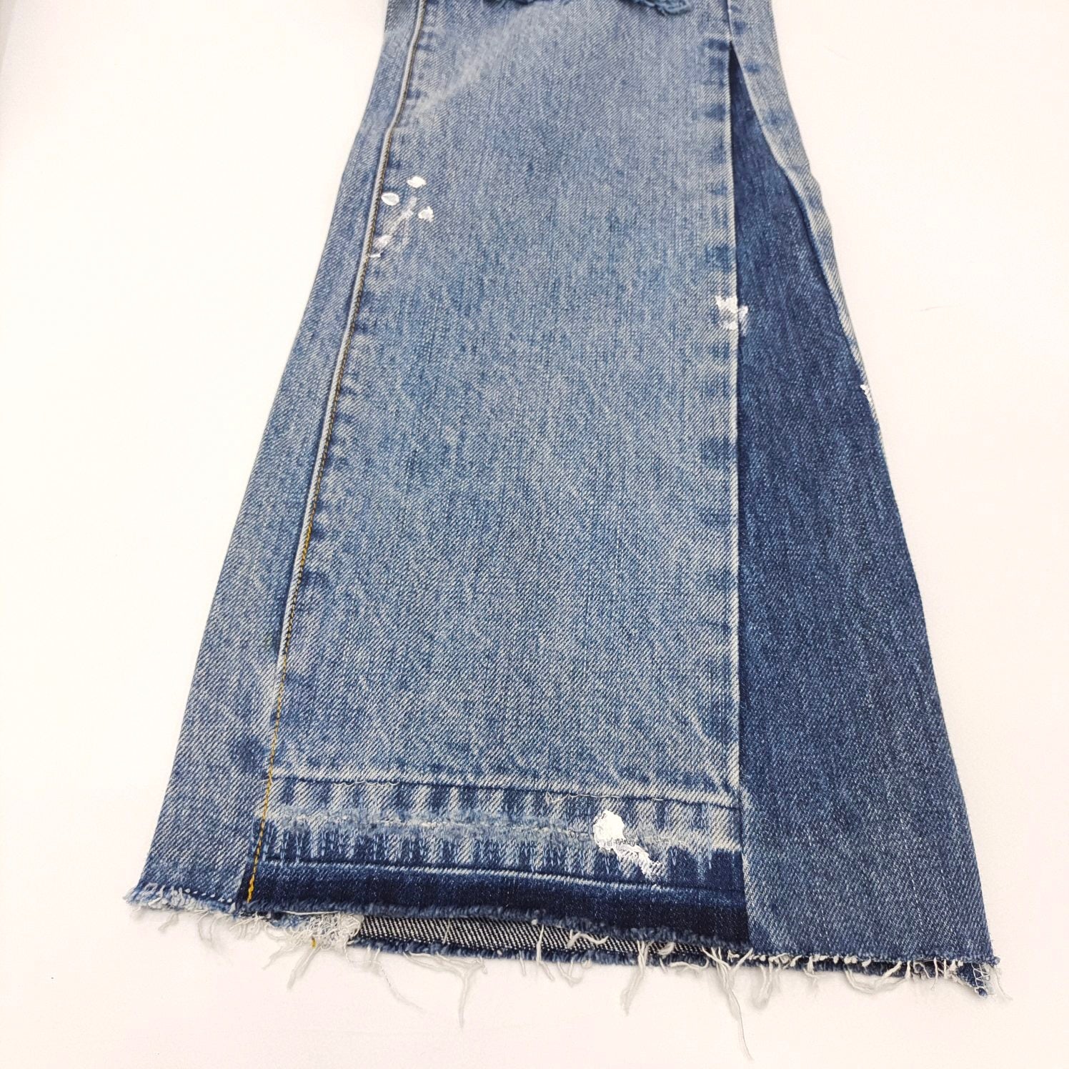 Graublaue Hose