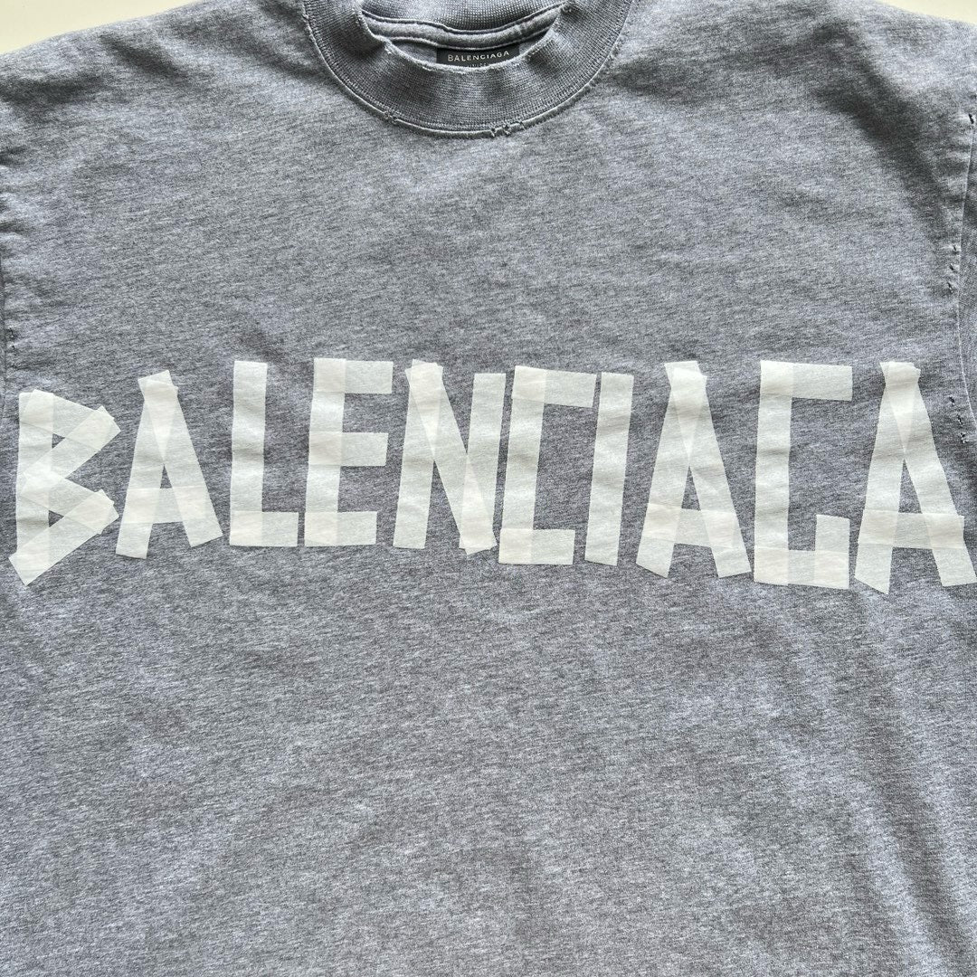 Graues T-Shirt
