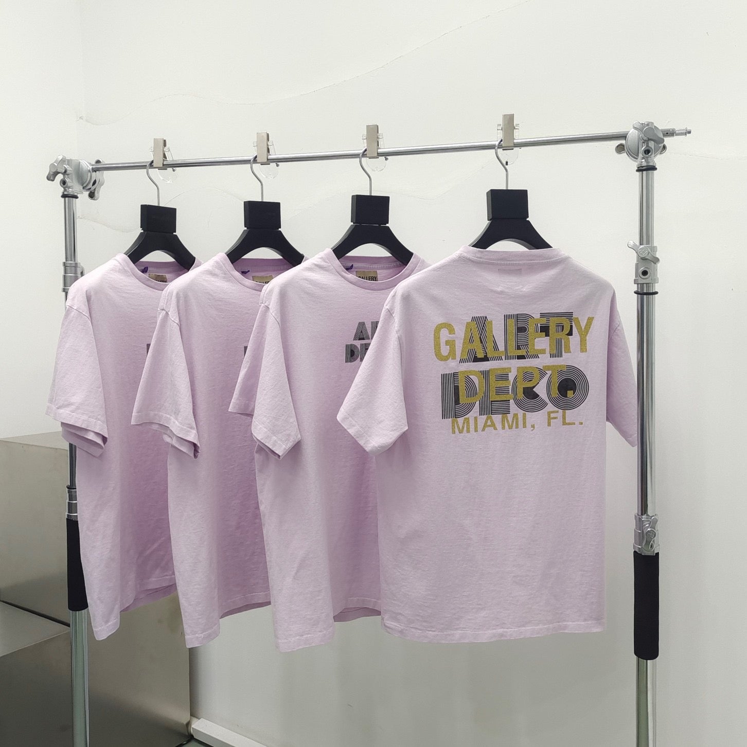 Light purple T-shirt - FashionHype.xyz