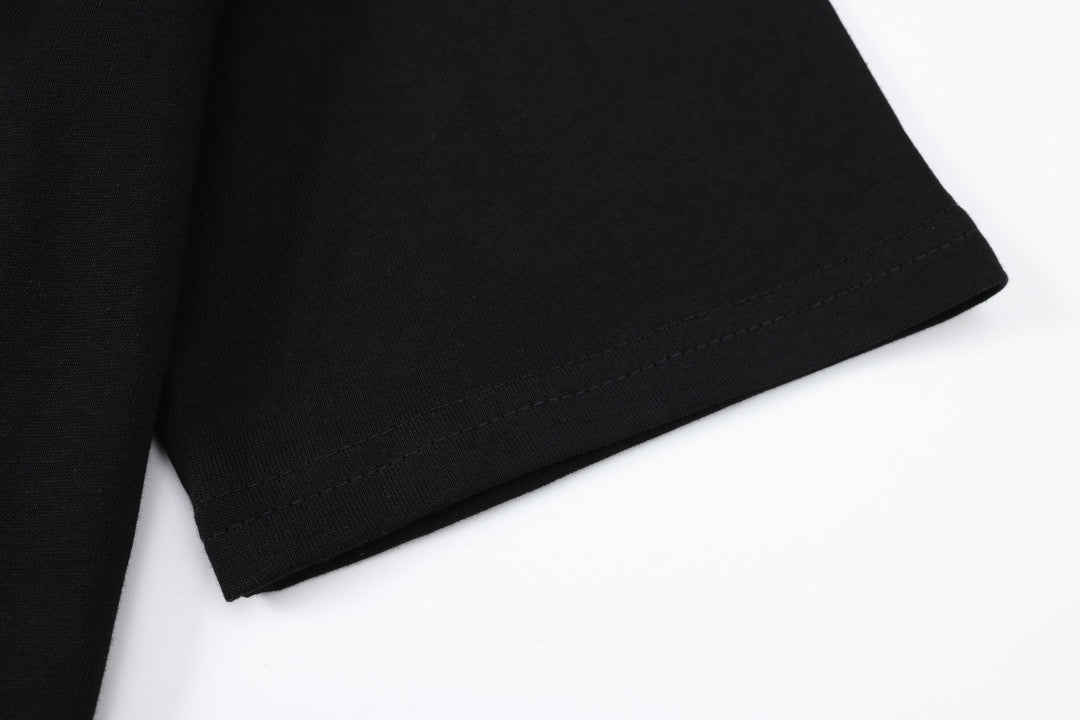 Schwarzes T-Shirt