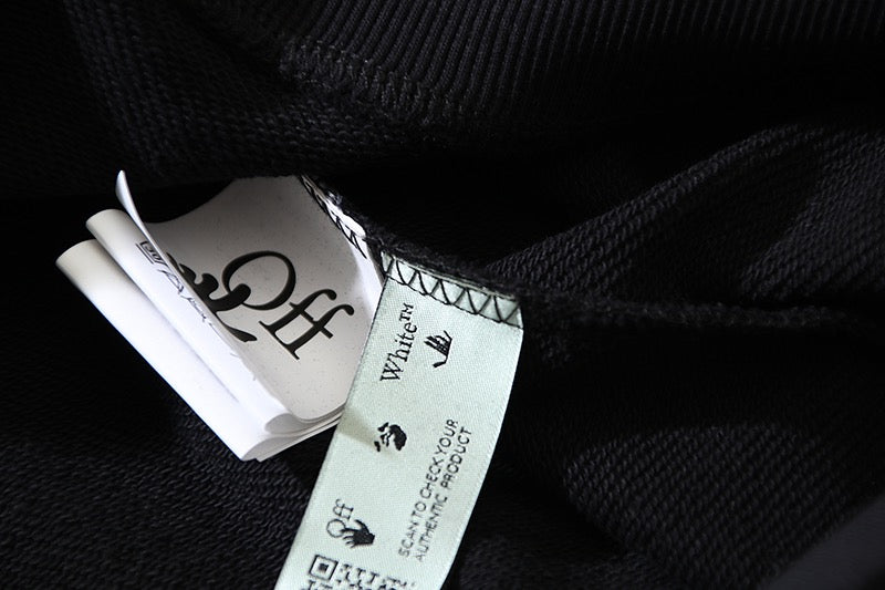 weißes und schwarzes Sweatshirt