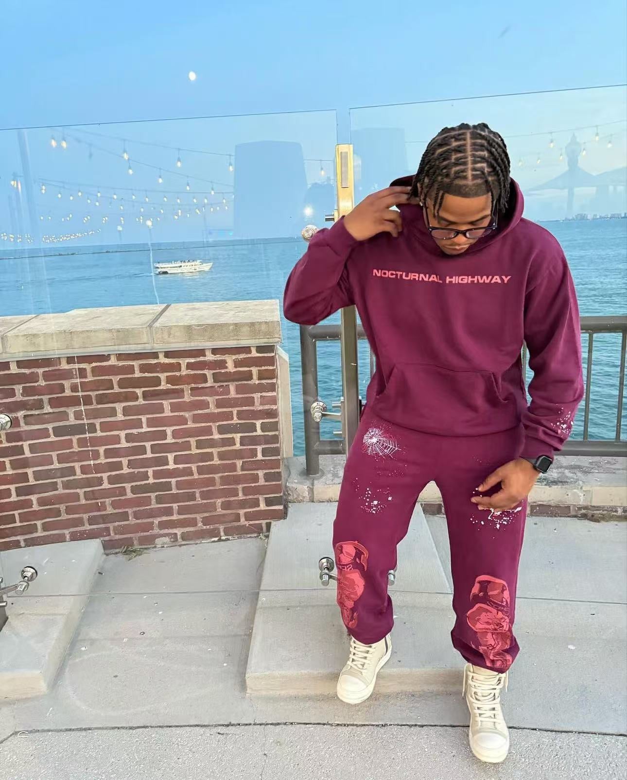 Rosaroter Hoodie