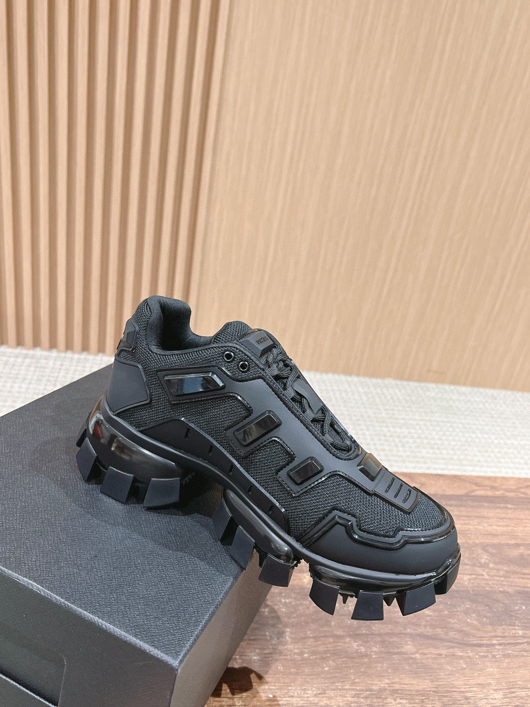 Weiß-Grüne Schuhe