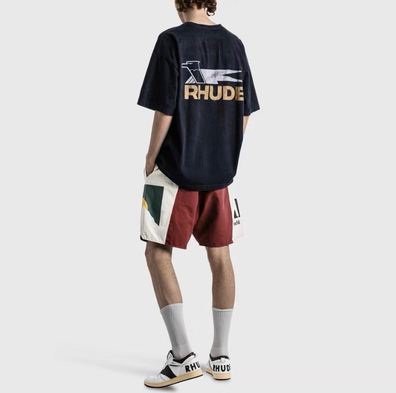 Schwarzes T-Shirt