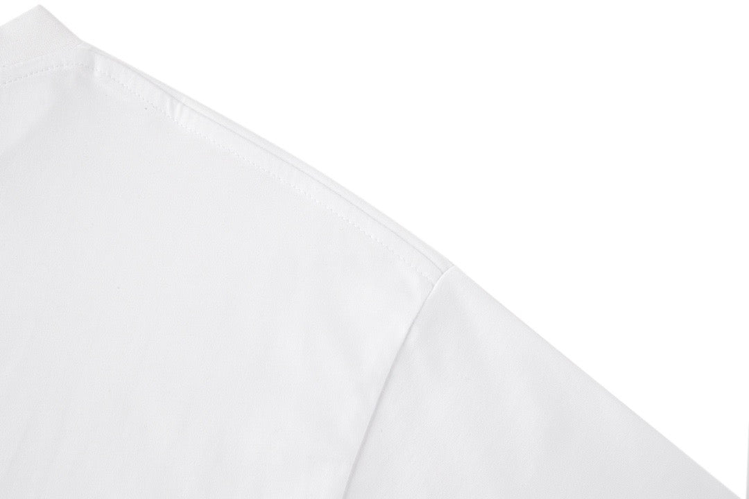 Black and  White T-shirt - FashionHype.xyz