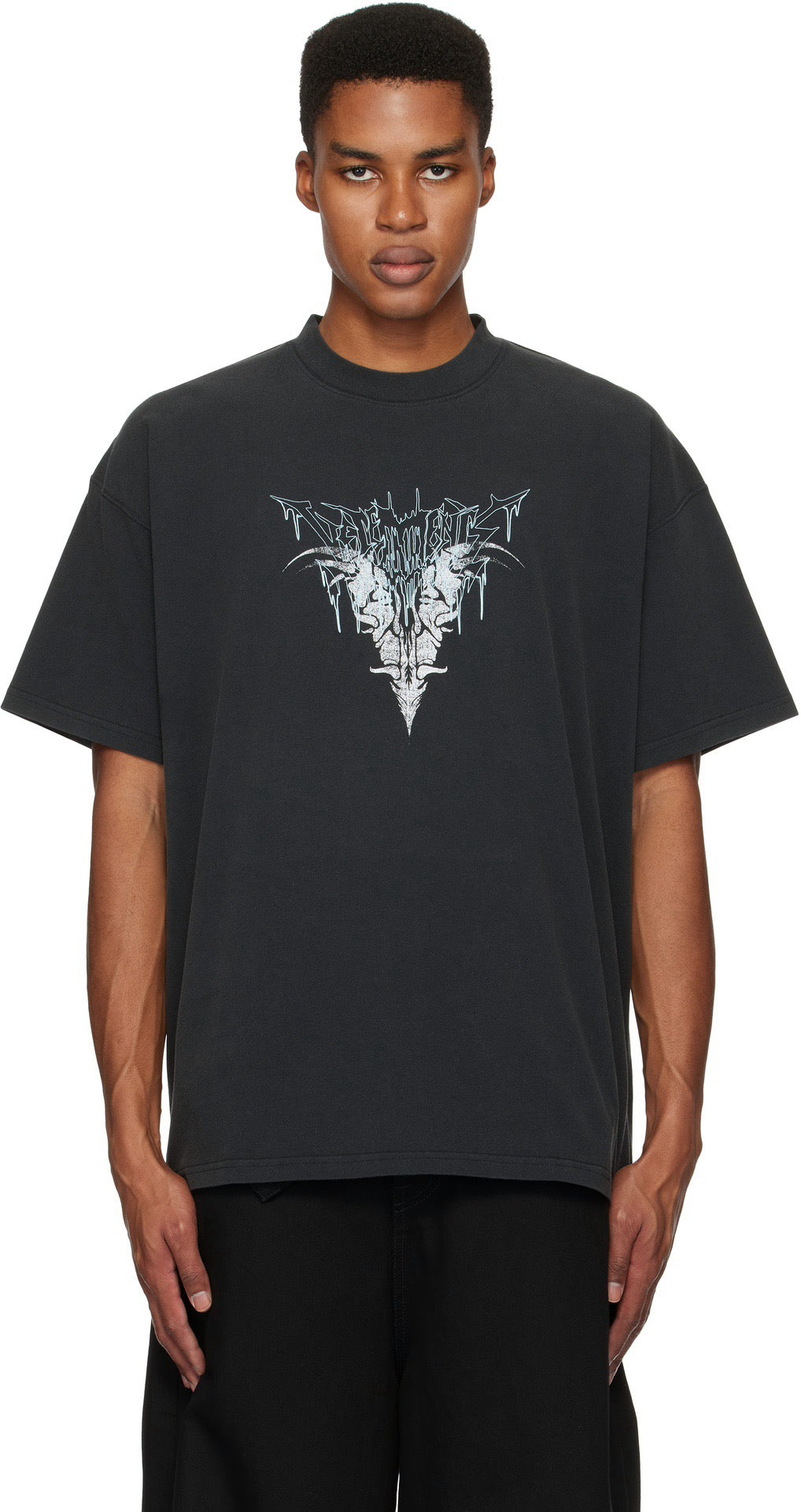 Black T-Shirt - FashionHype.xyz