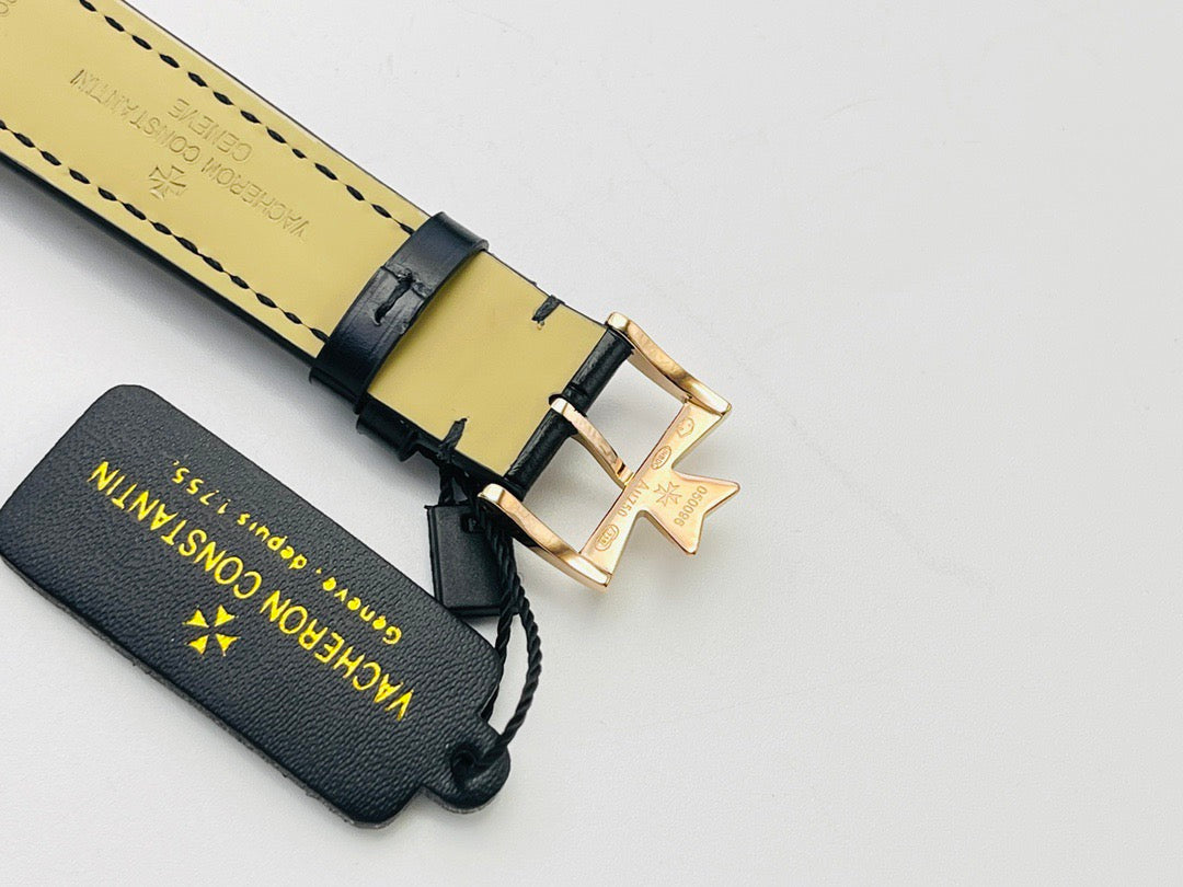 Schwarze Uhr