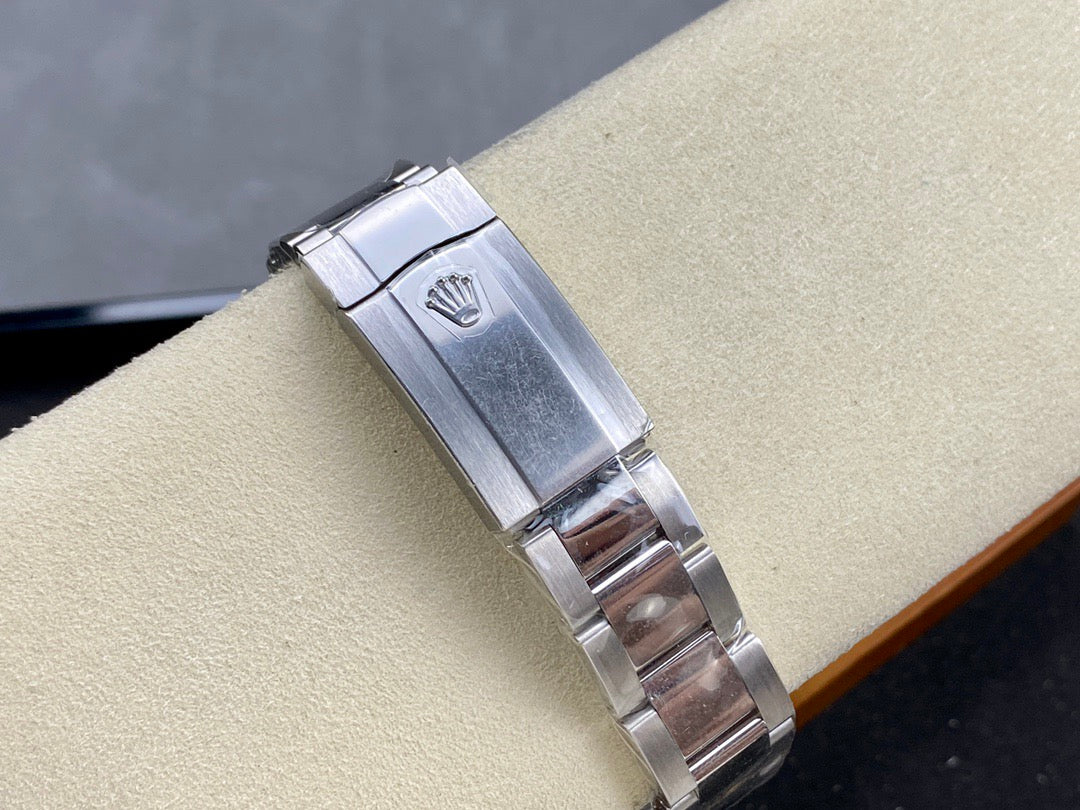 Weiße Uhr