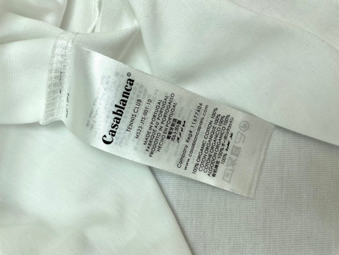 Camiseta en blanco y negro