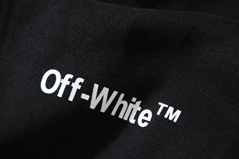 weißes und schwarzes Sweatshirt