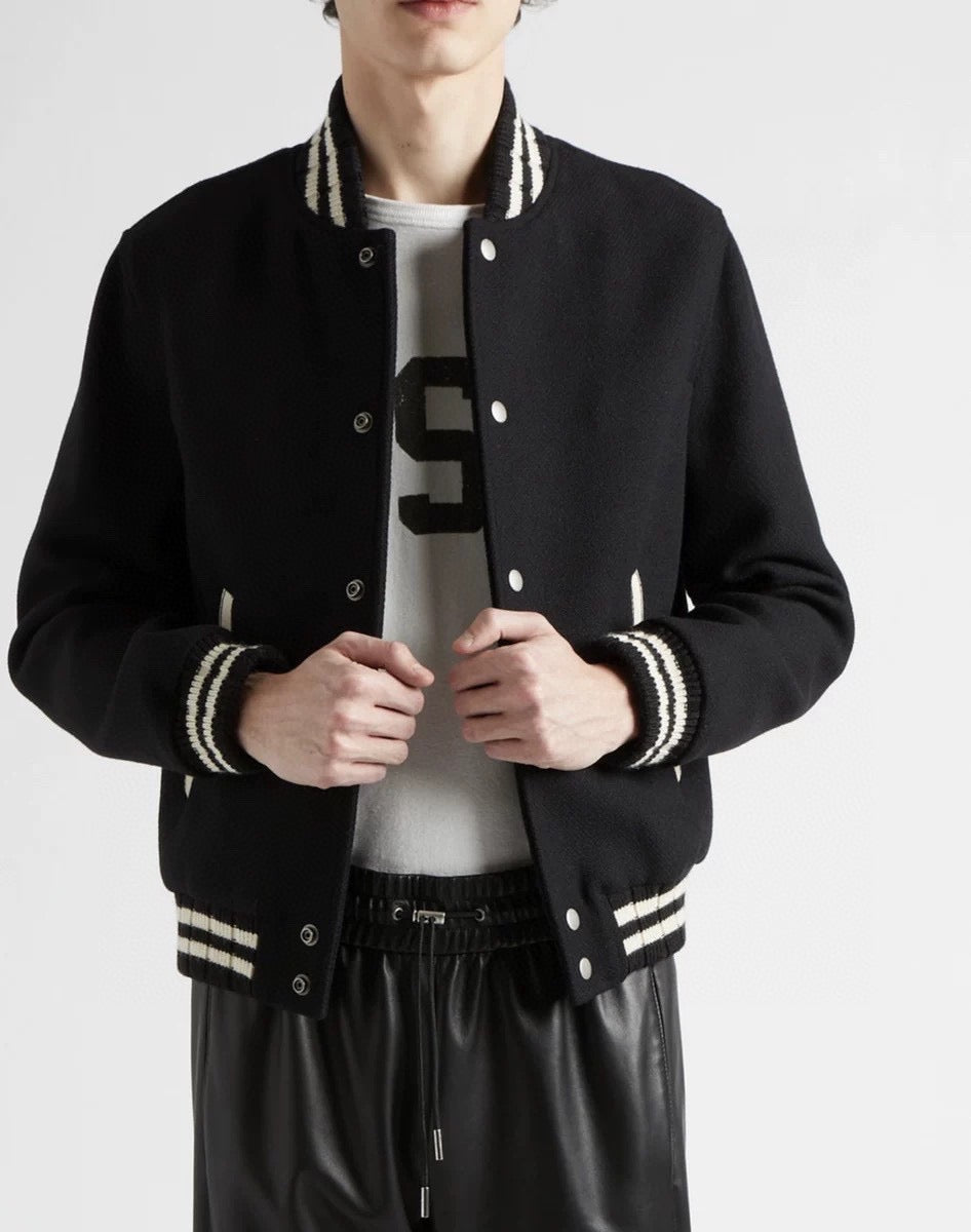 Schwarze Jacke