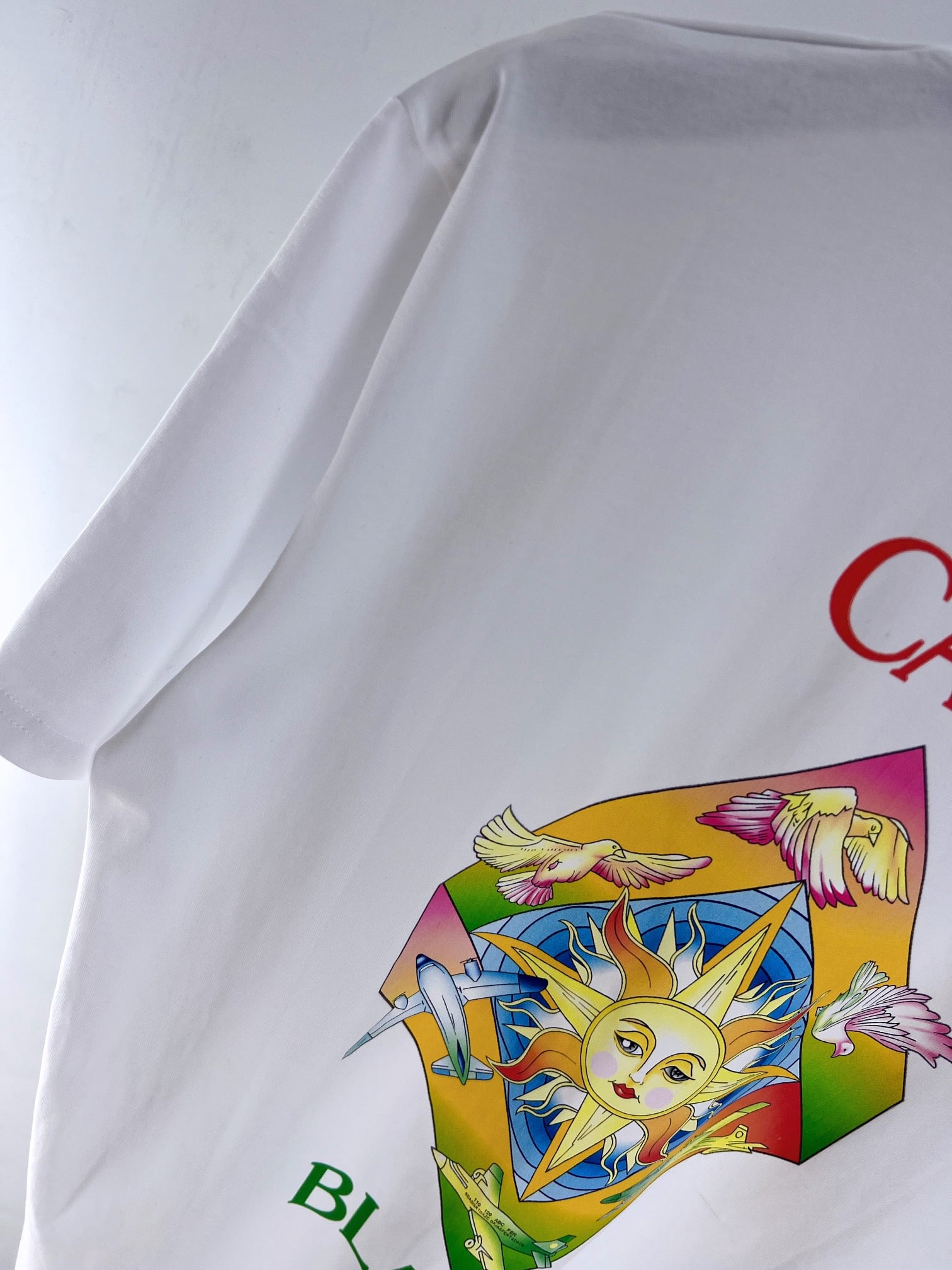 Blau-weißes T-Shirt