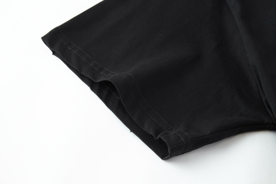 Black and White T-shirt - FashionHype.xyz