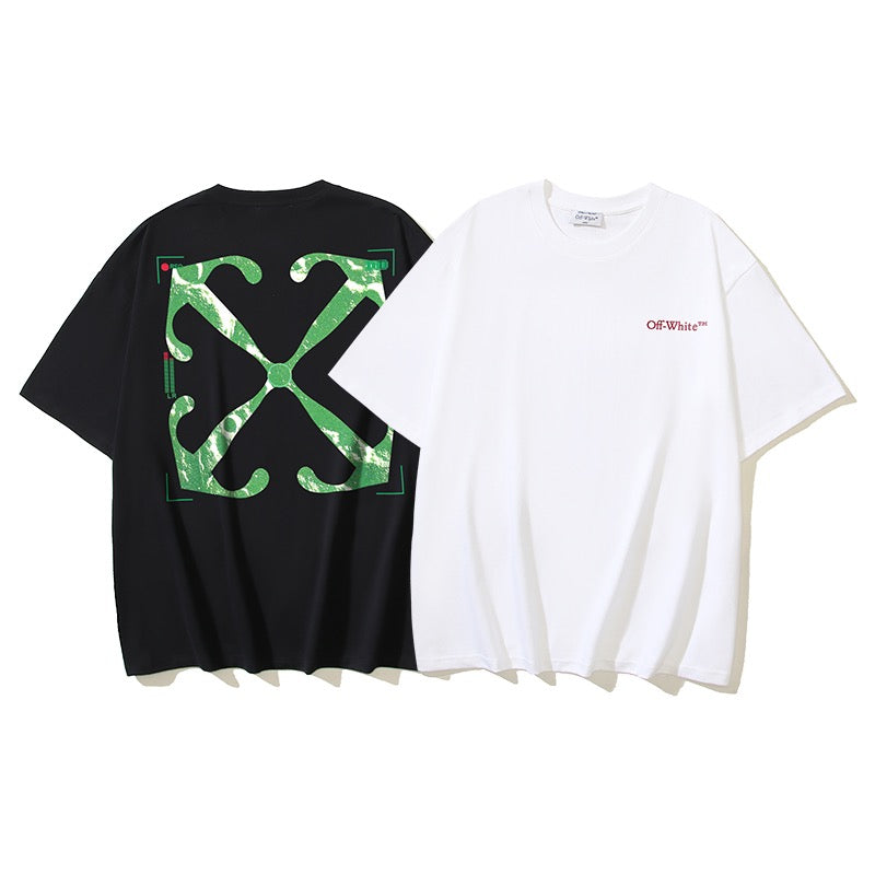 Schwarz-weißes T-Shirt
