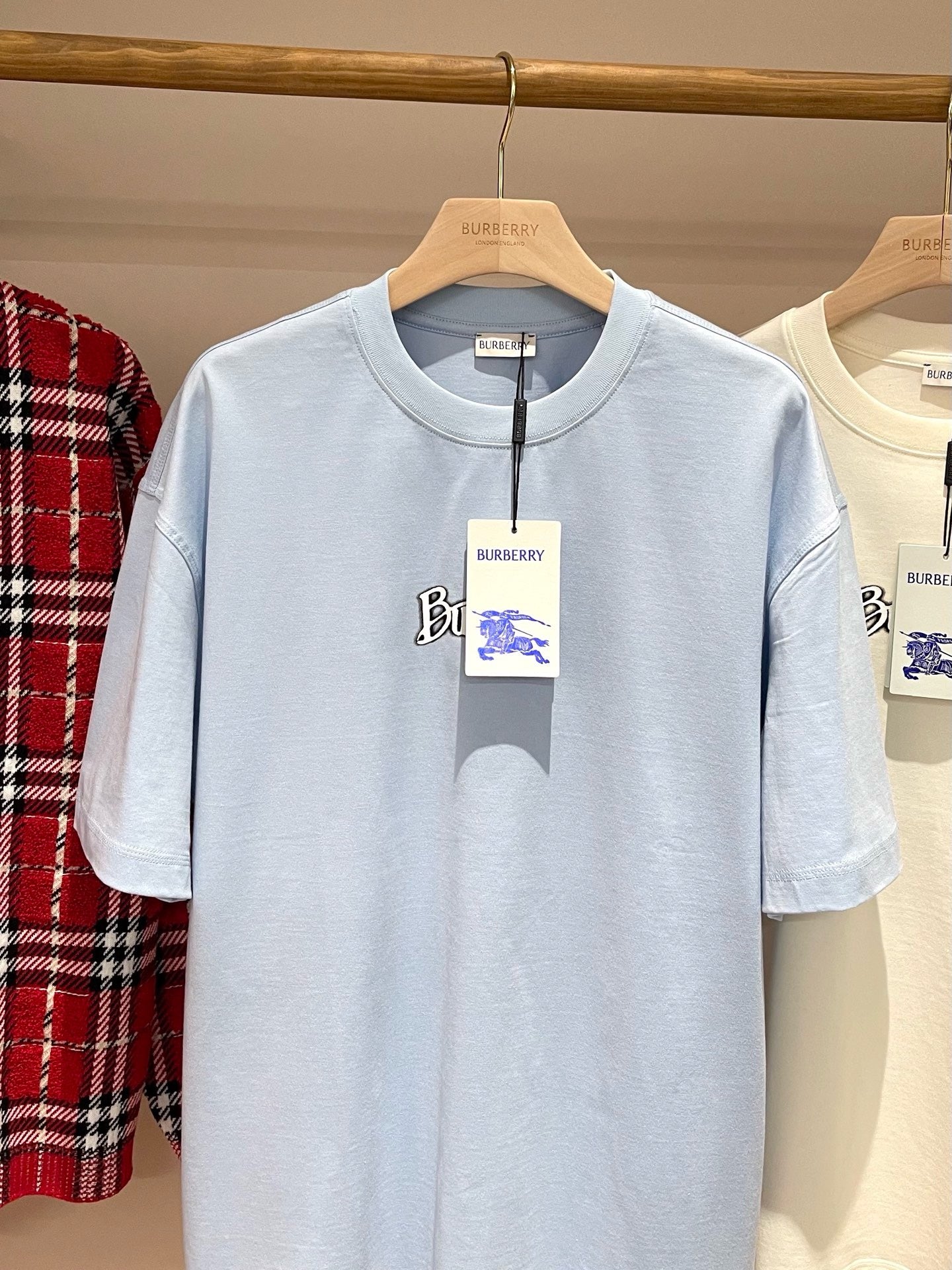Mehrfarbiges T-Shirt