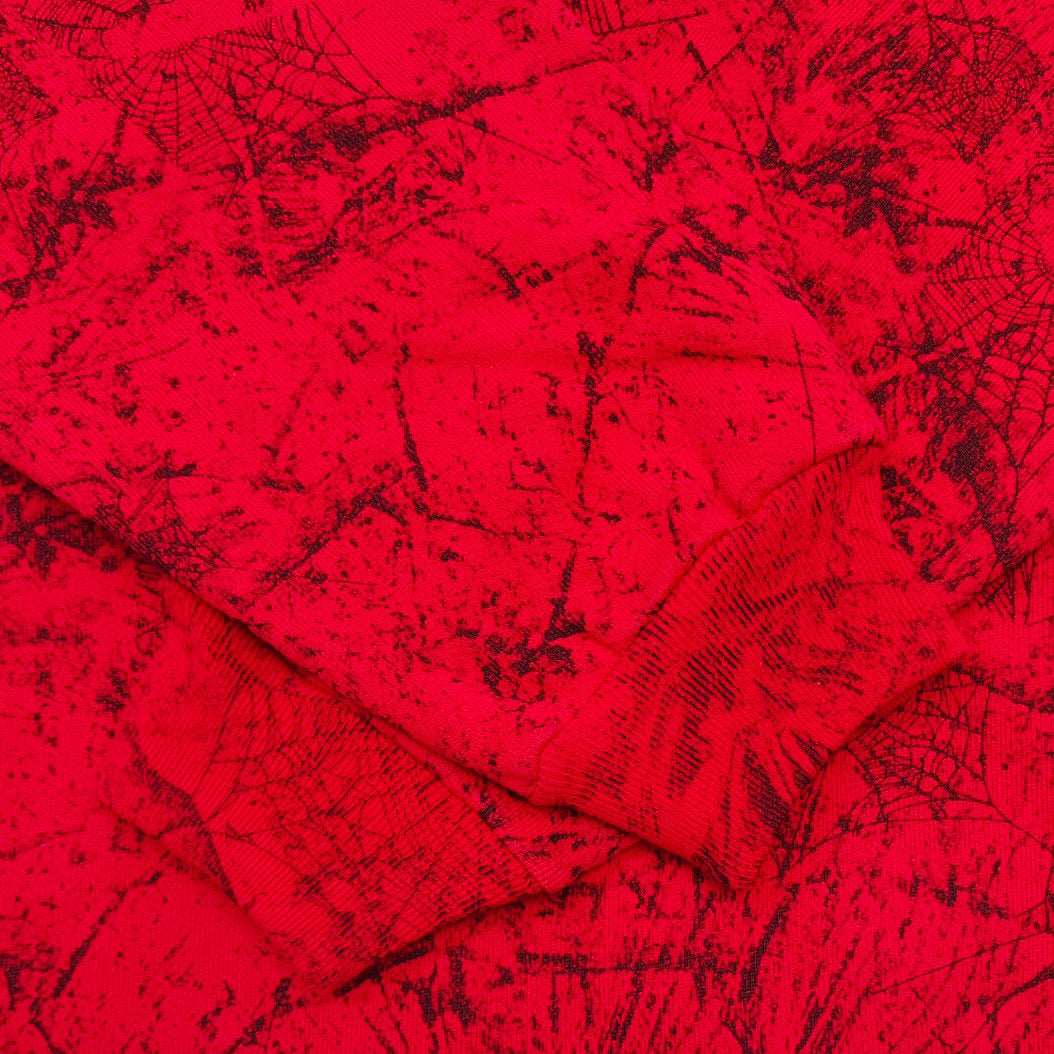 Roter Kapuzenpullover