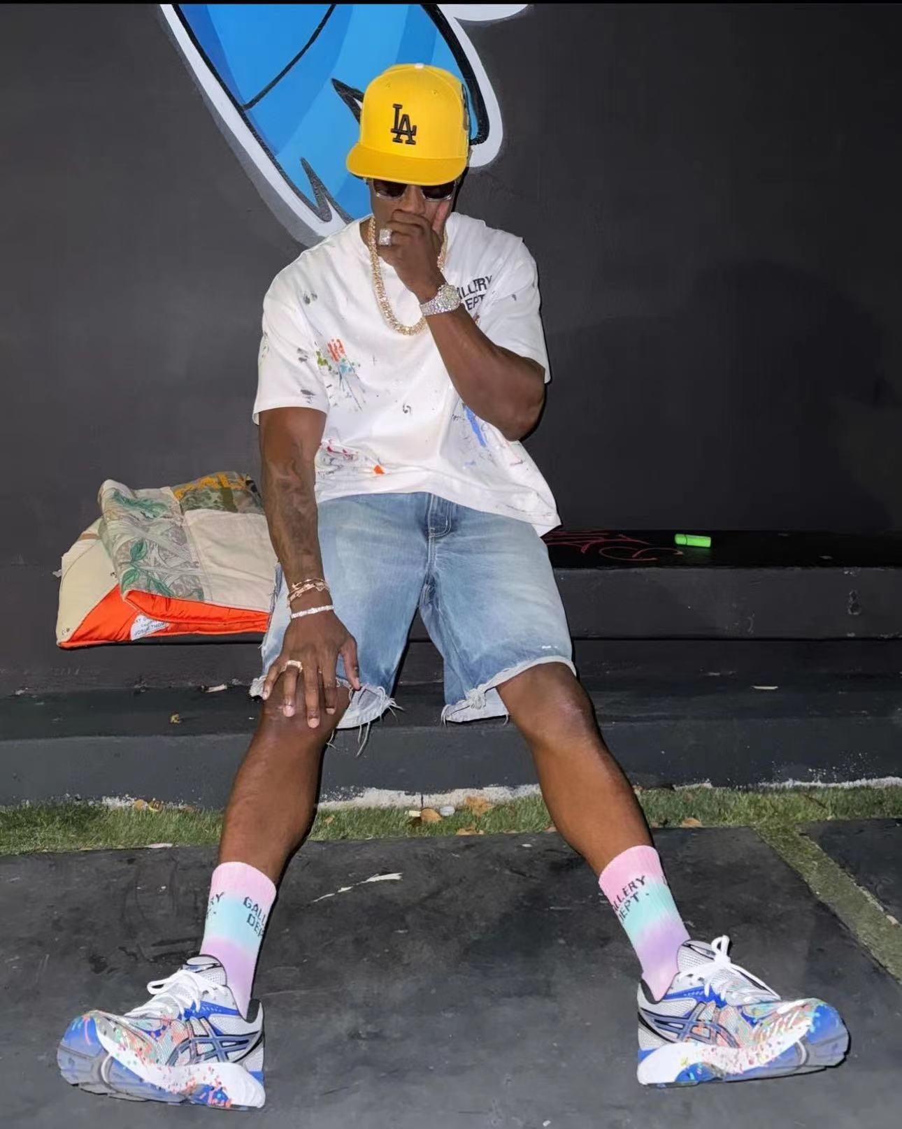 White T-shirt - FashionHype.xyz