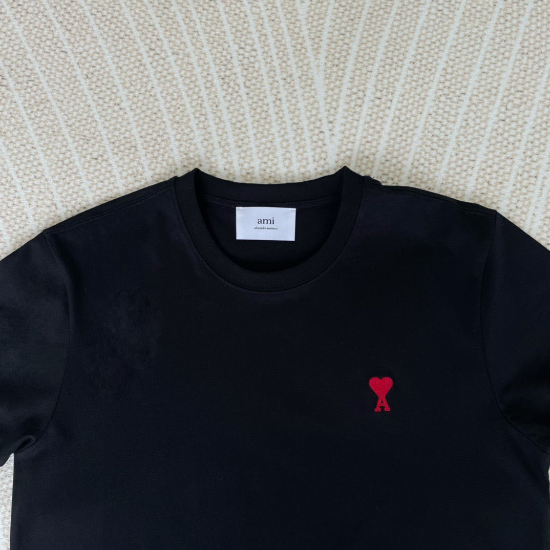 White and Black T-shirt - FashionHype.xyz