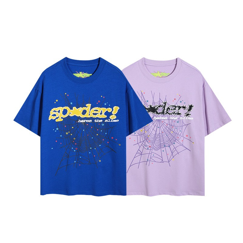 Blaues und himmelblaues T-Shirt